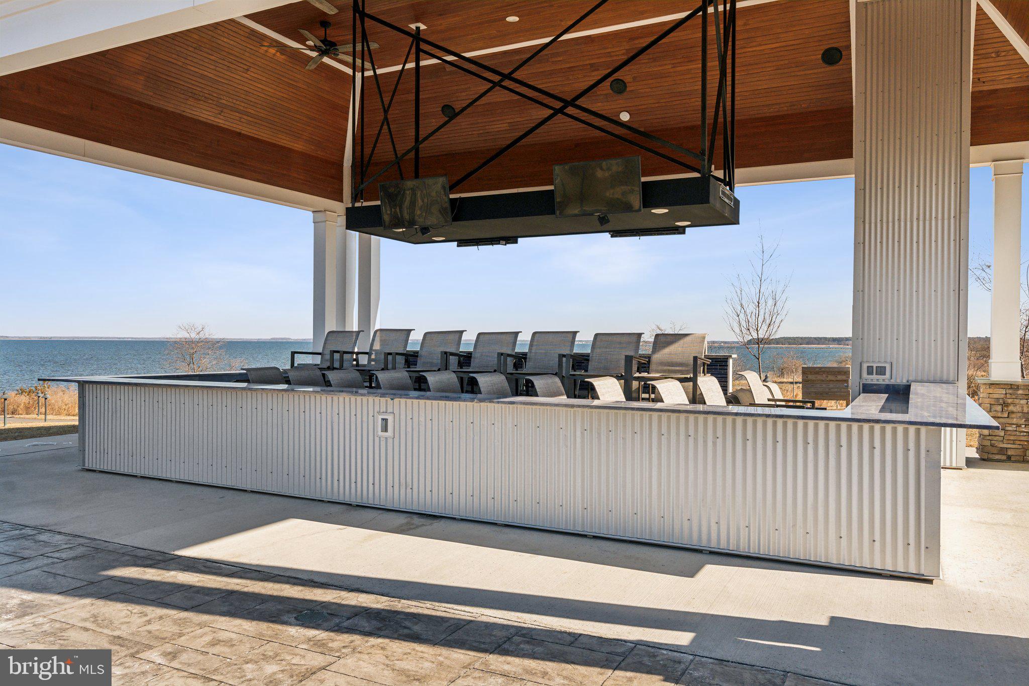 FOUR SEASONS AT KENT ISLAND - Residential