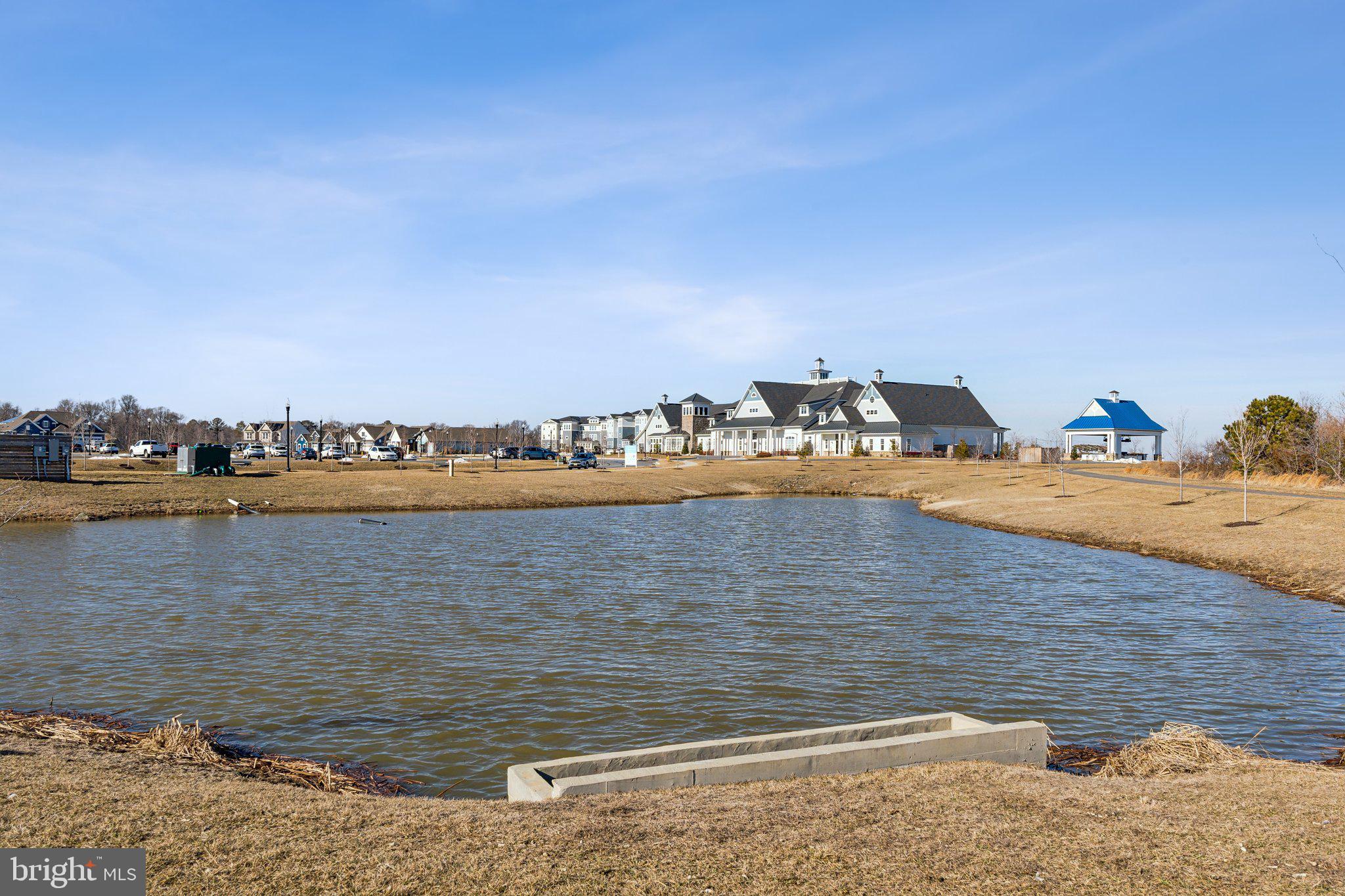 FOUR SEASONS AT KENT ISLAND - Residential