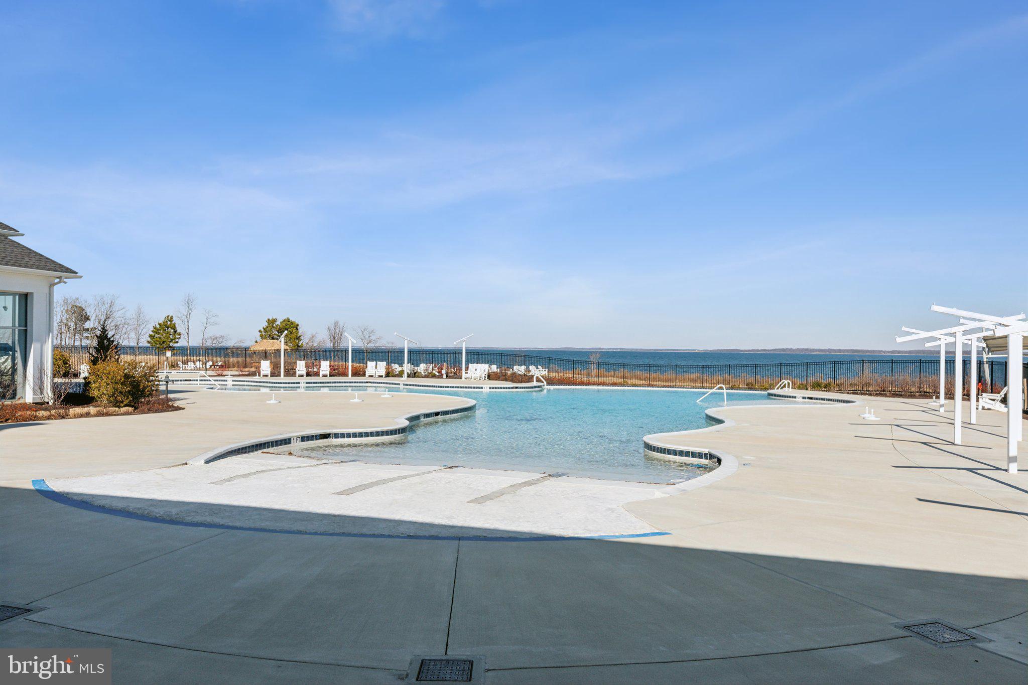 FOUR SEASONS AT KENT ISLAND - Residential