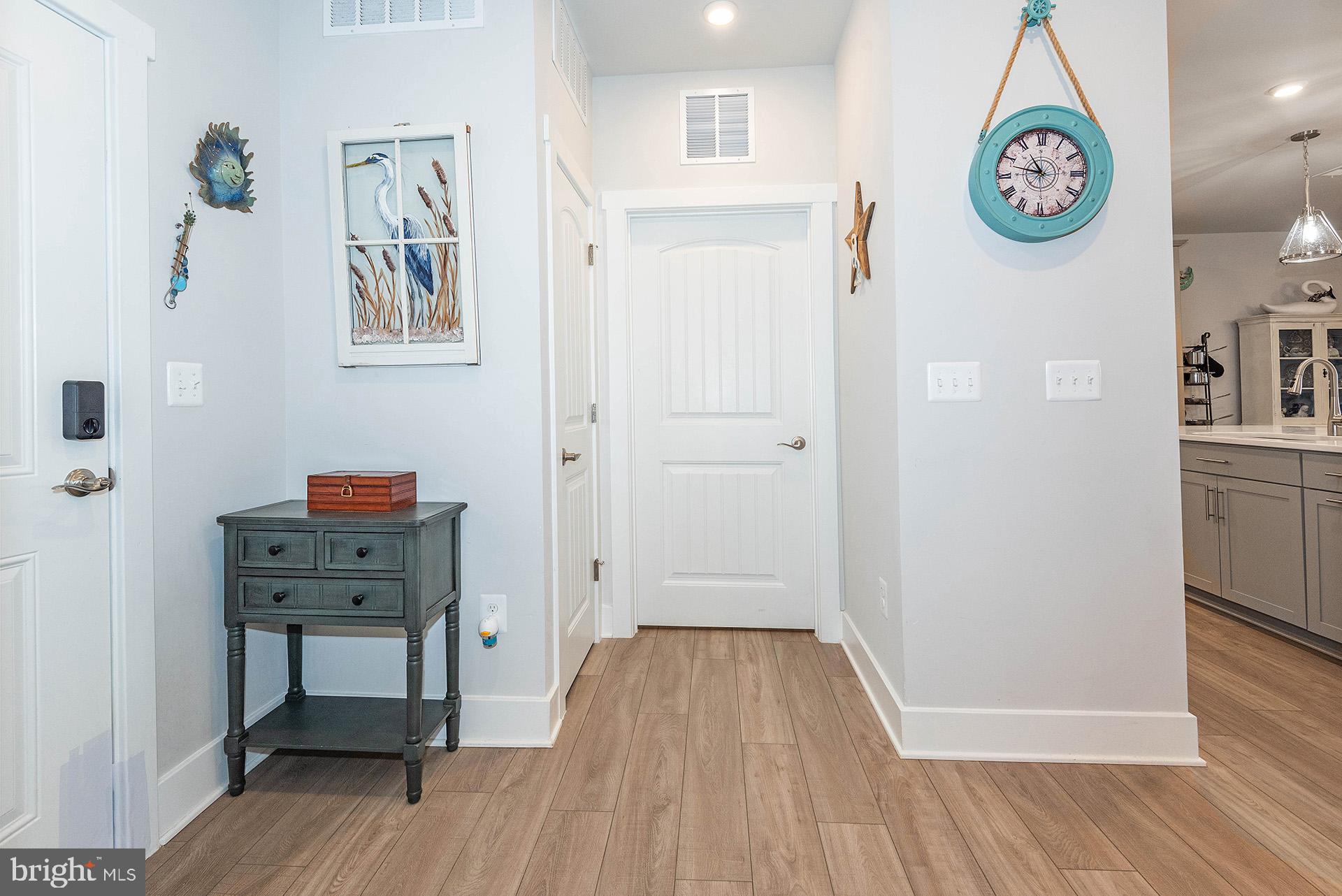 FOUR SEASONS AT KENT ISLAND - Residential