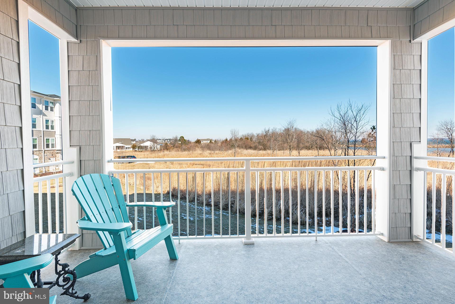 FOUR SEASONS AT KENT ISLAND - Residential