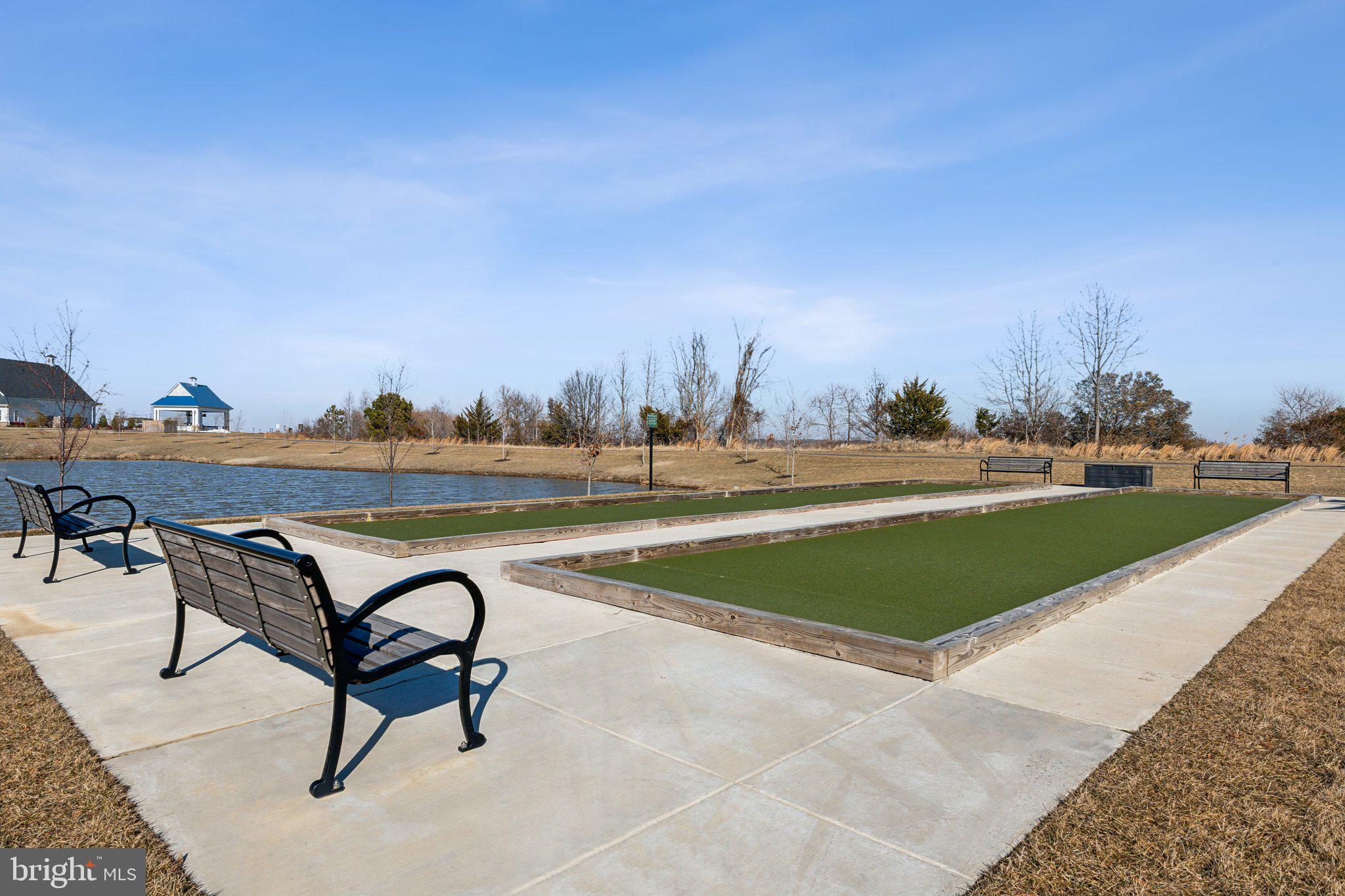 FOUR SEASONS AT KENT ISLAND - Residential