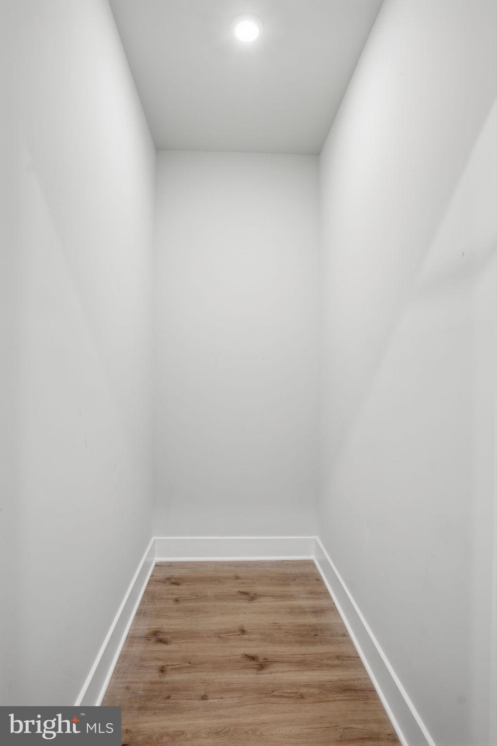 FOUR SEASONS AT KENT ISLAND - Residential