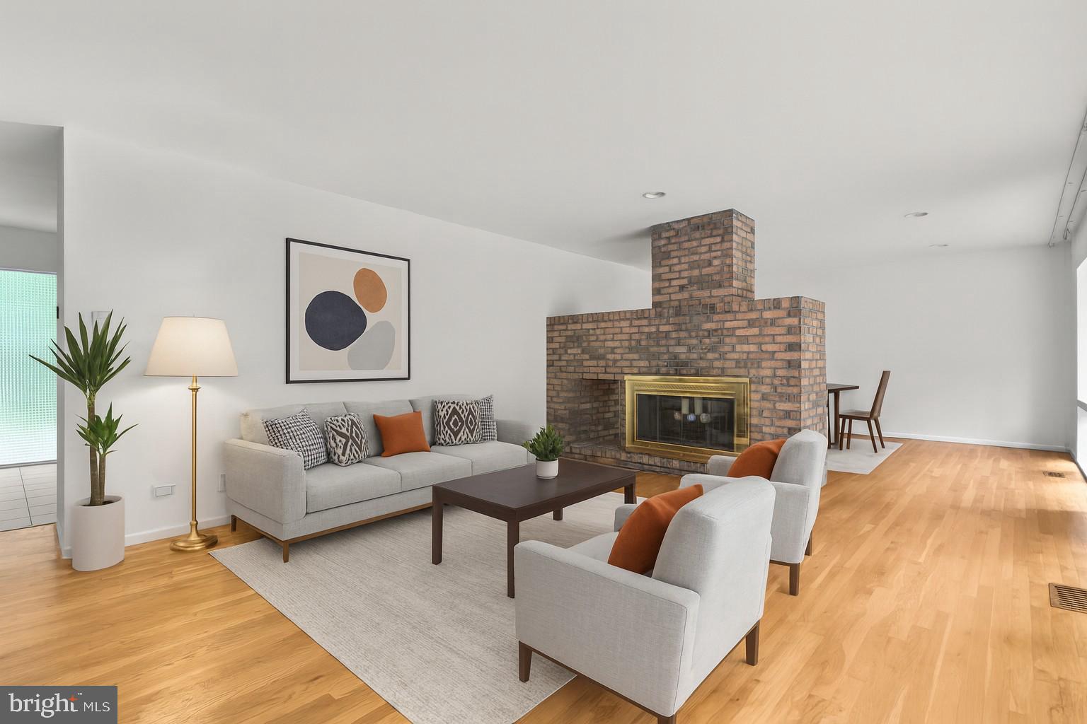 3207 CUNNINGHAM DRIVE