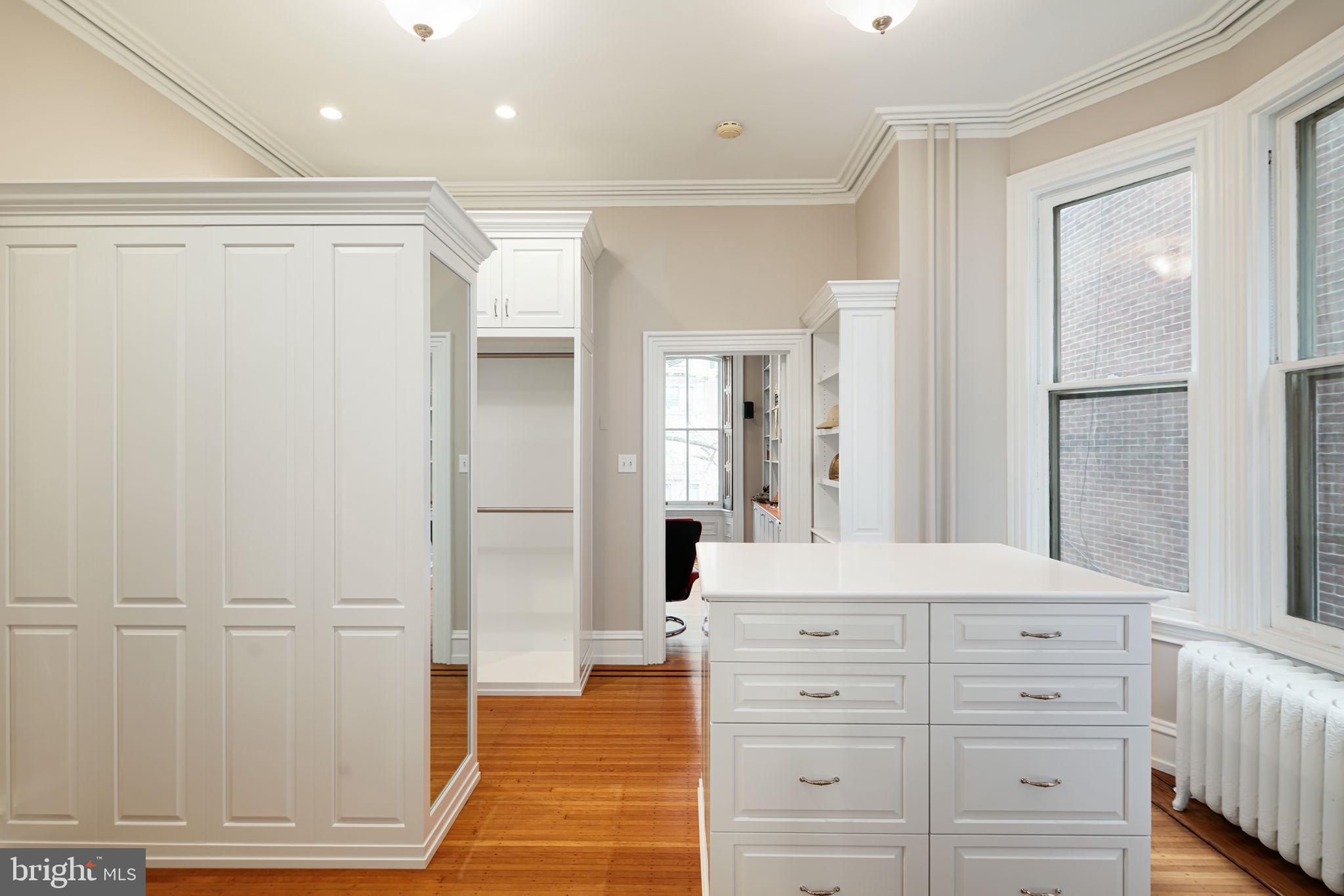 ART MUSEUM AREA - Residential