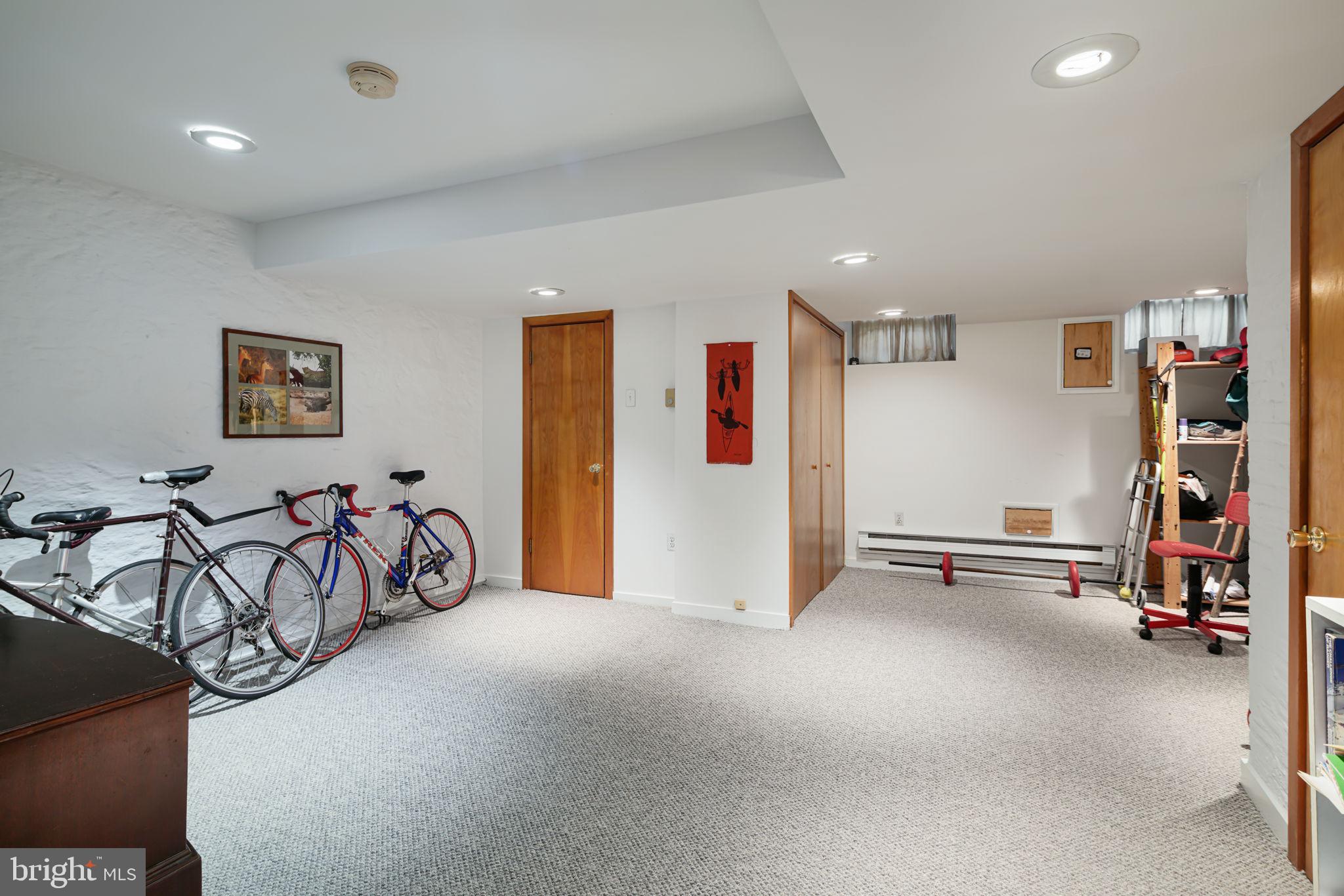 ART MUSEUM AREA - Residential