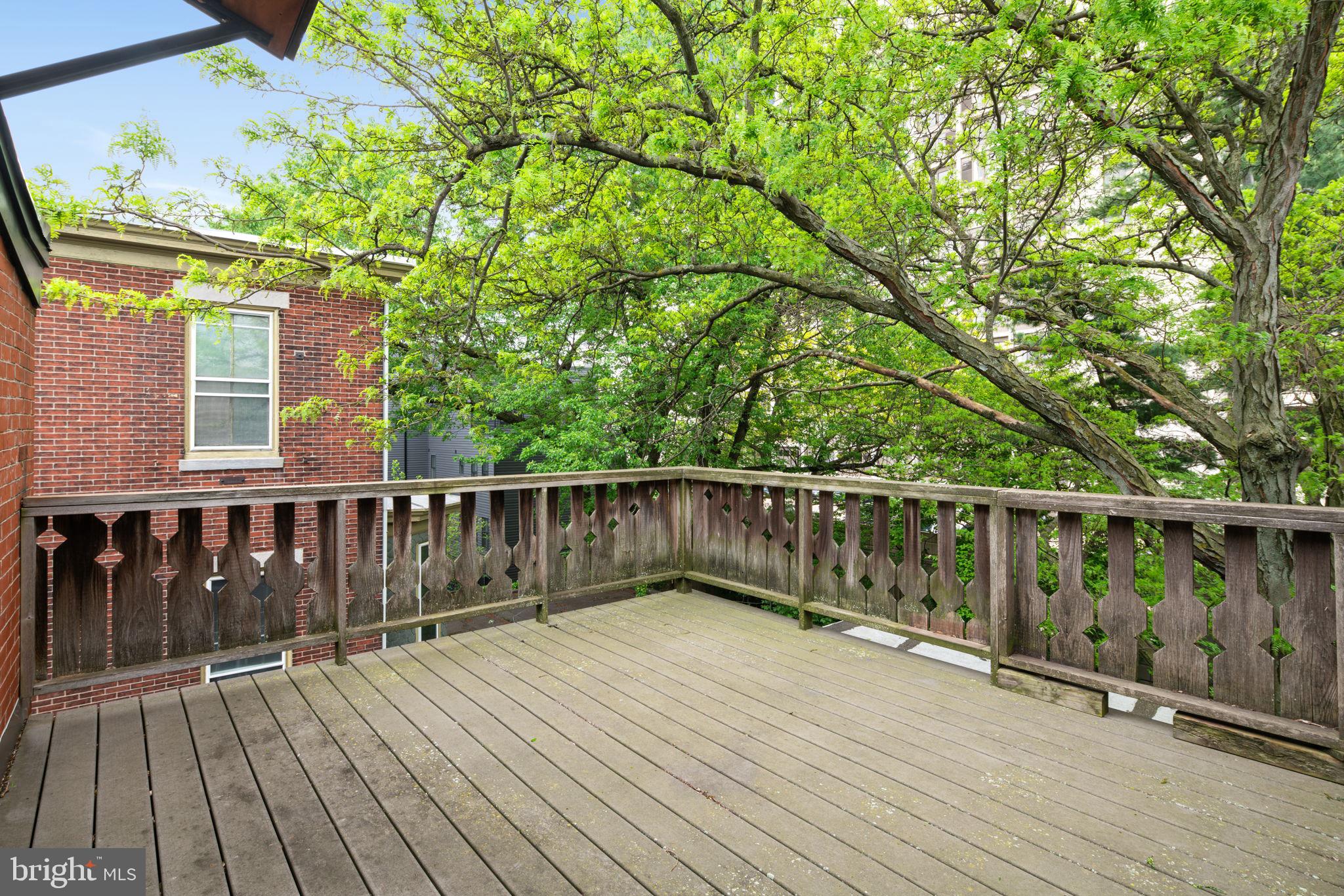 ART MUSEUM AREA - Residential