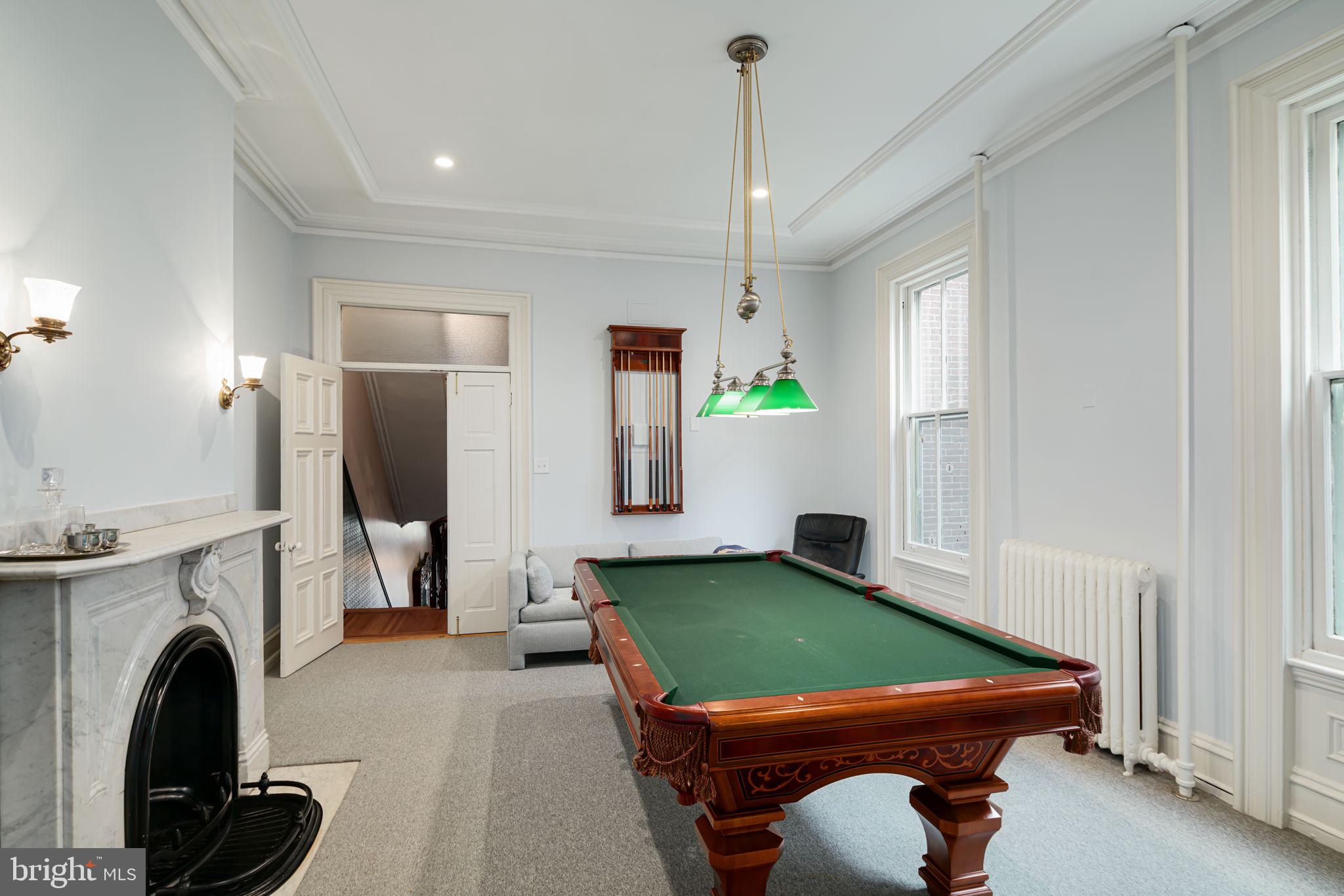 ART MUSEUM AREA - Residential