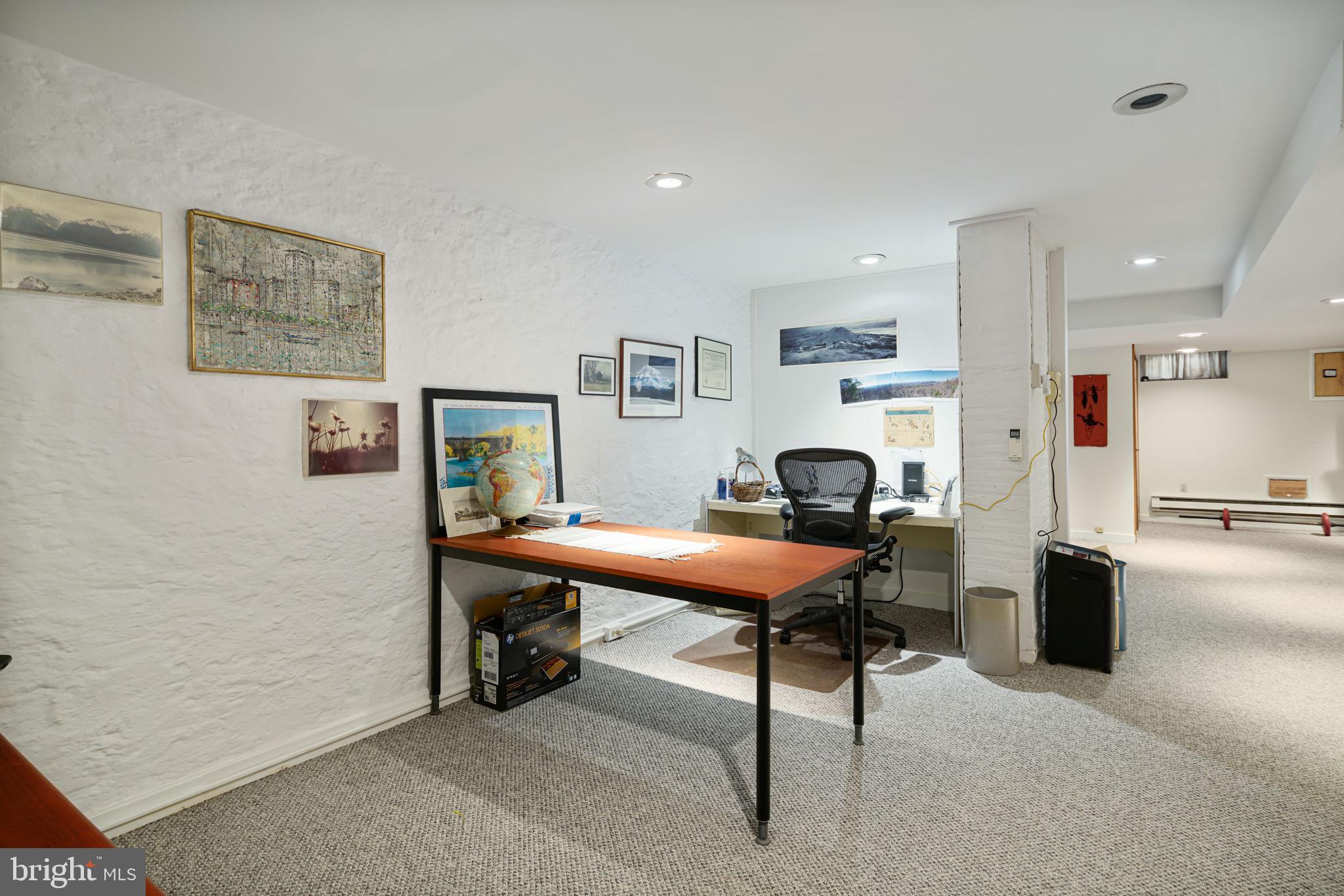 ART MUSEUM AREA - Residential