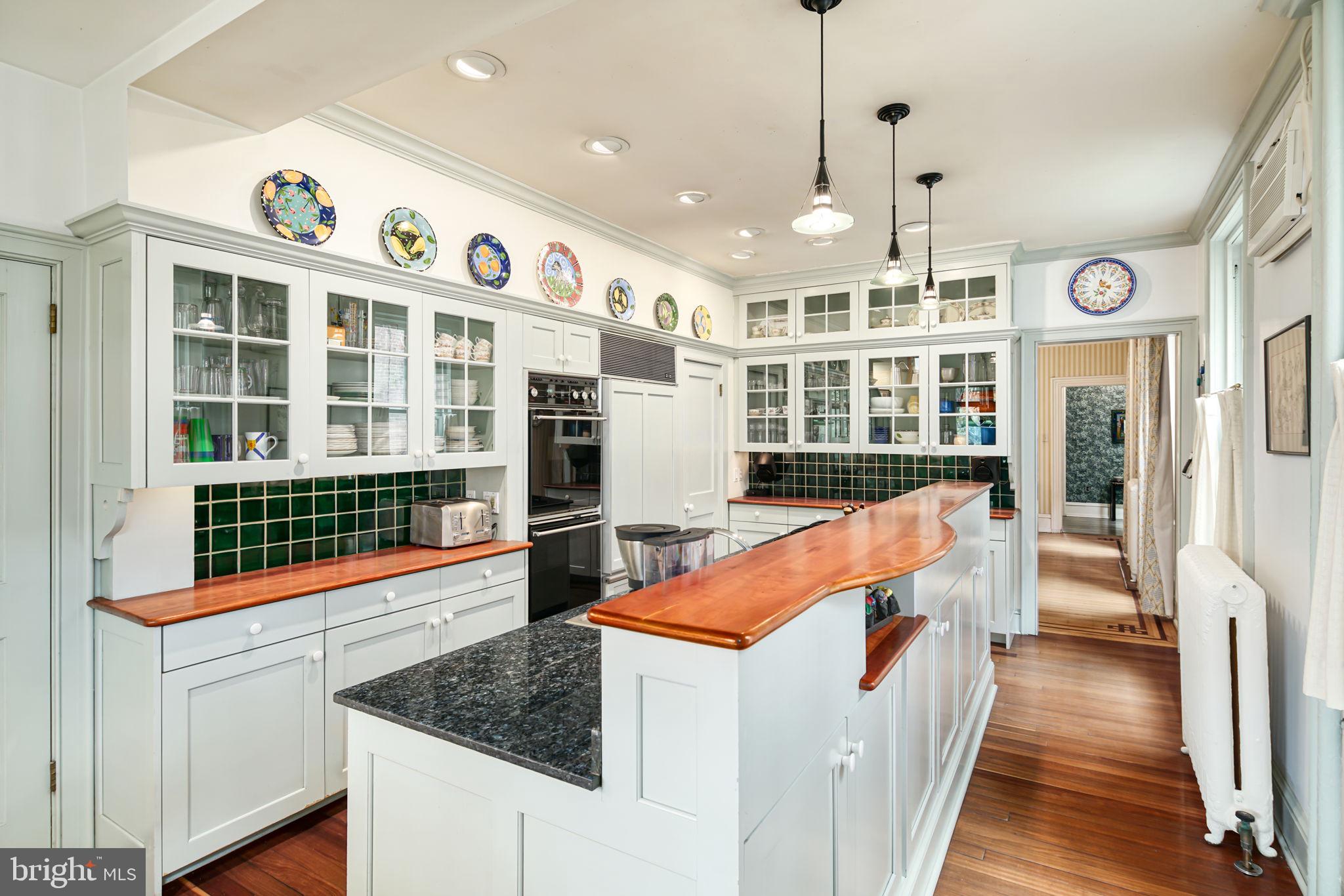 ART MUSEUM AREA - Residential