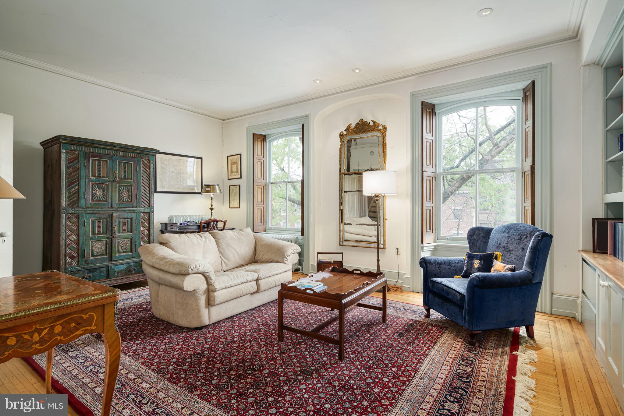 ART MUSEUM AREA - Residential