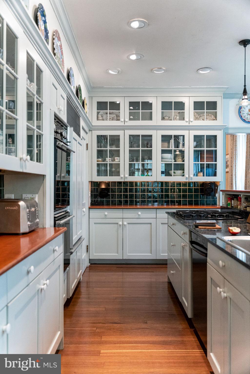 ART MUSEUM AREA - Residential