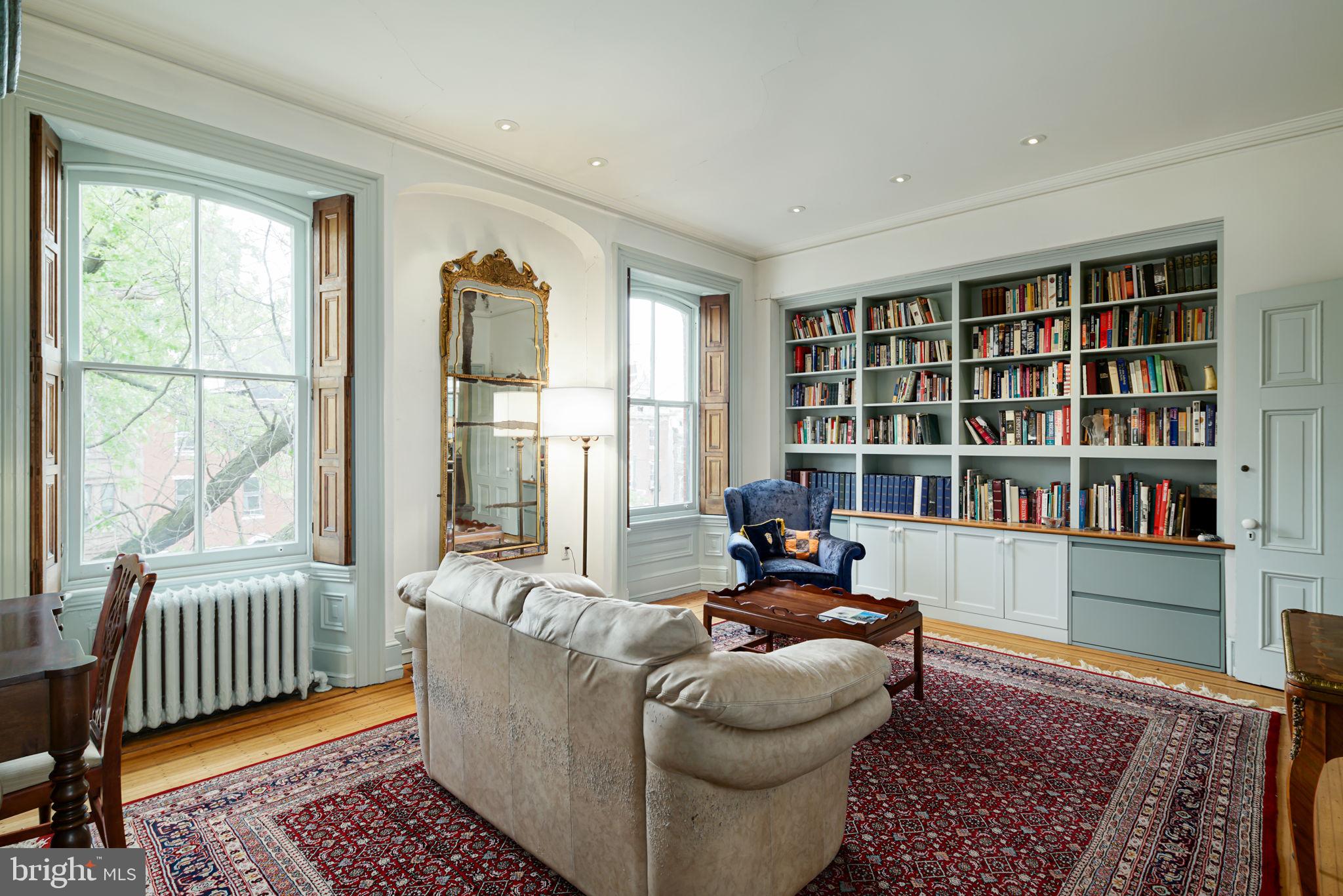 ART MUSEUM AREA - Residential