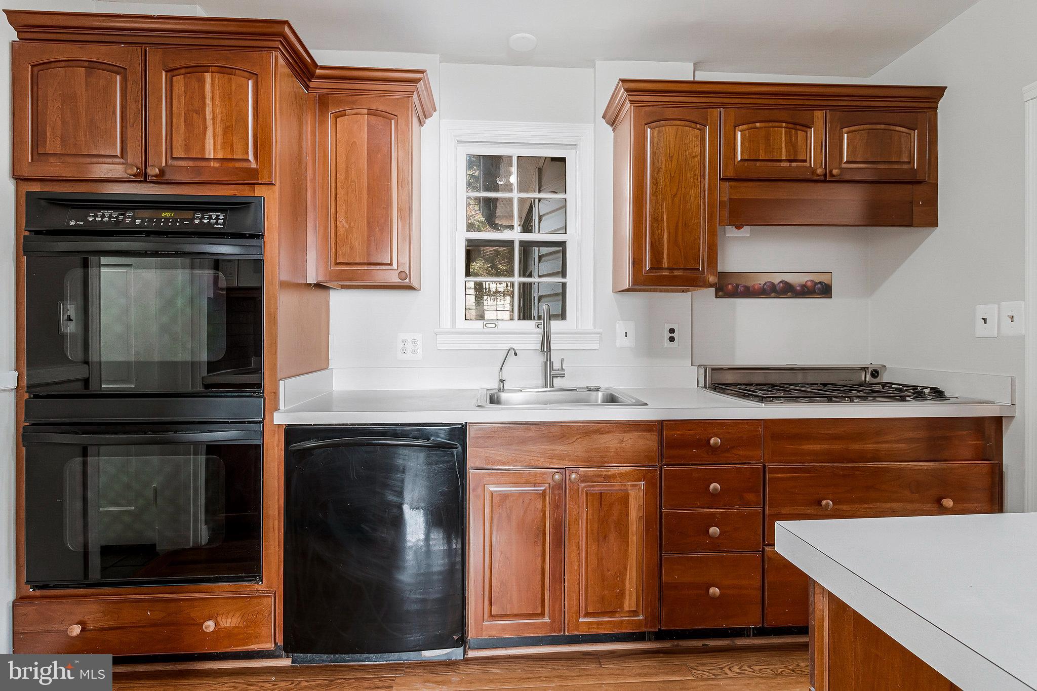 SEVEN OAKS - Residential