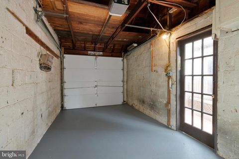 listing image 49