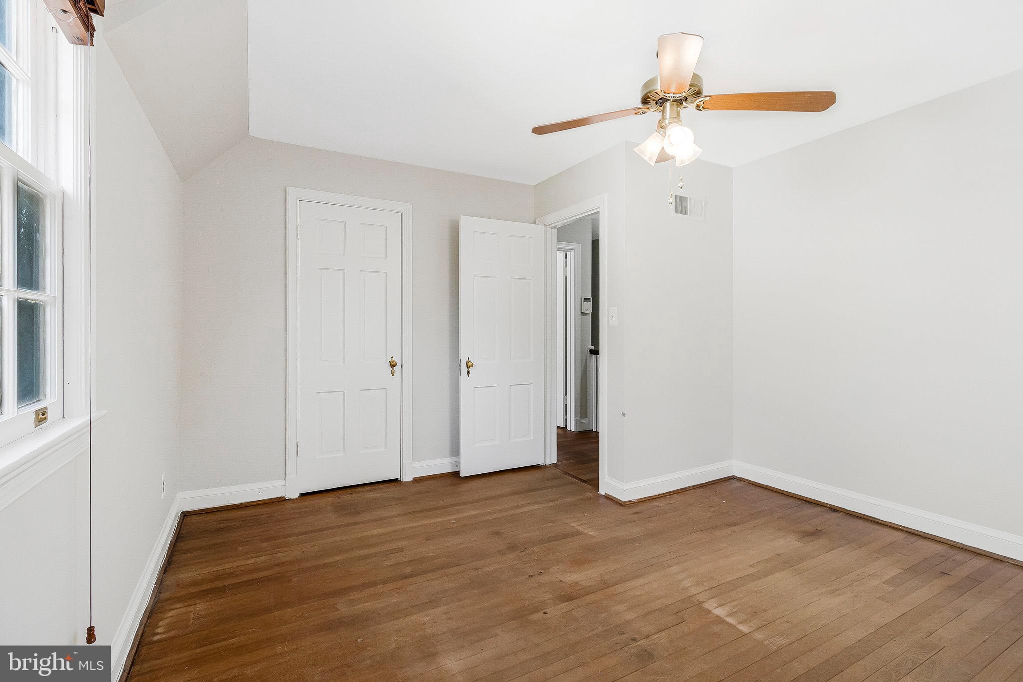 SEVEN OAKS - Residential