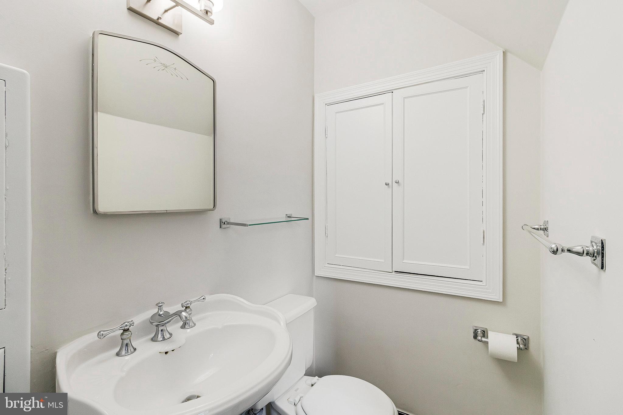 SEVEN OAKS - Residential