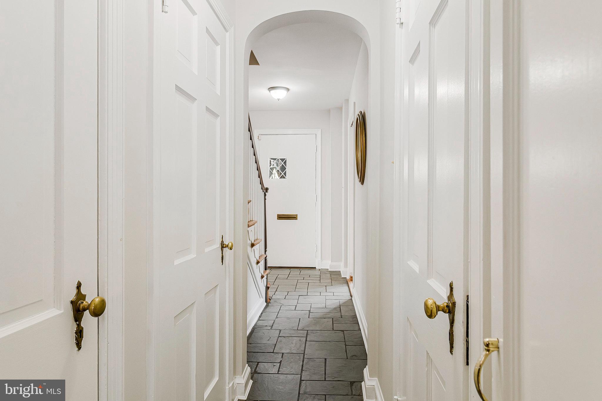 SEVEN OAKS - Residential