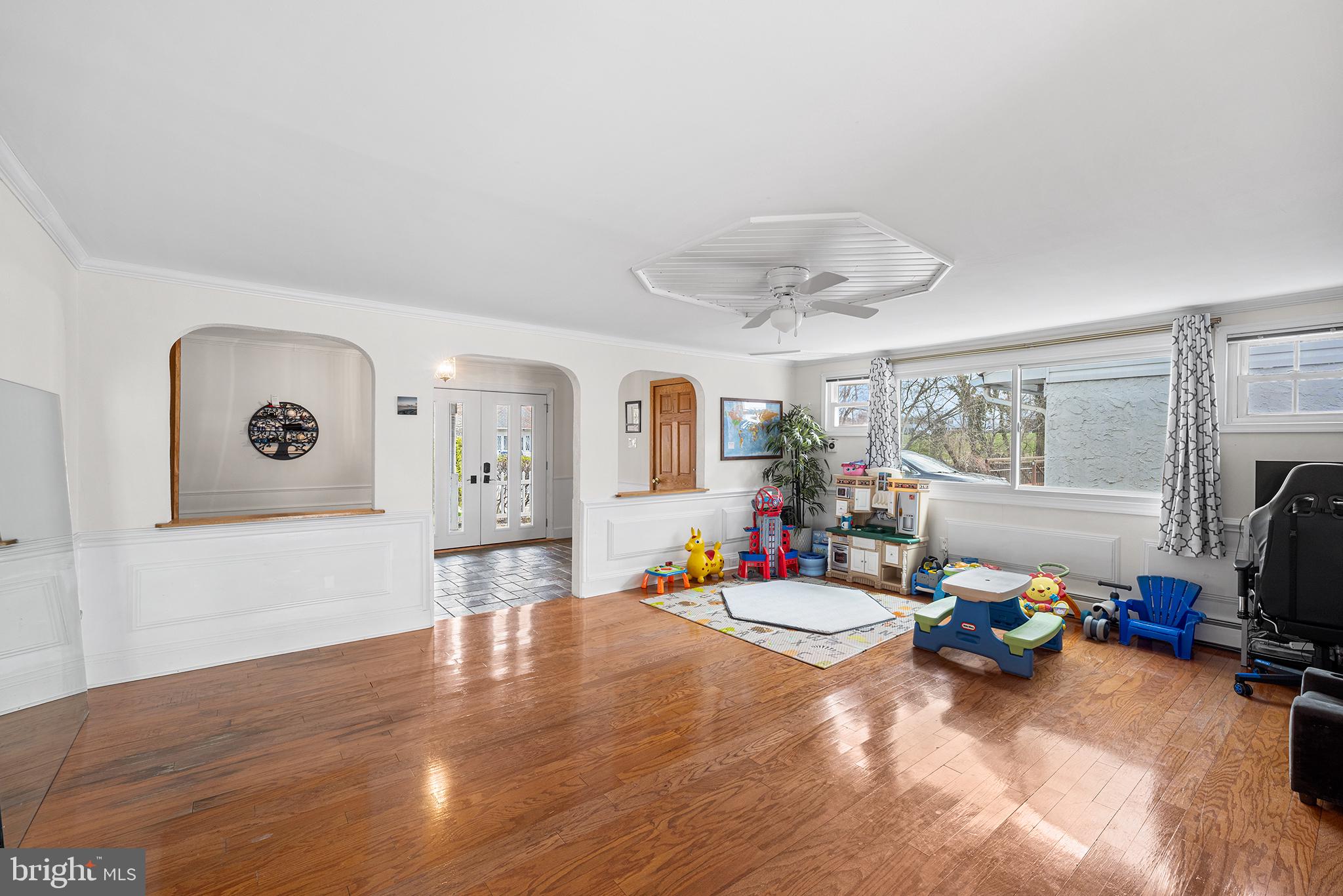 KING OF PRUSSIA - Residential