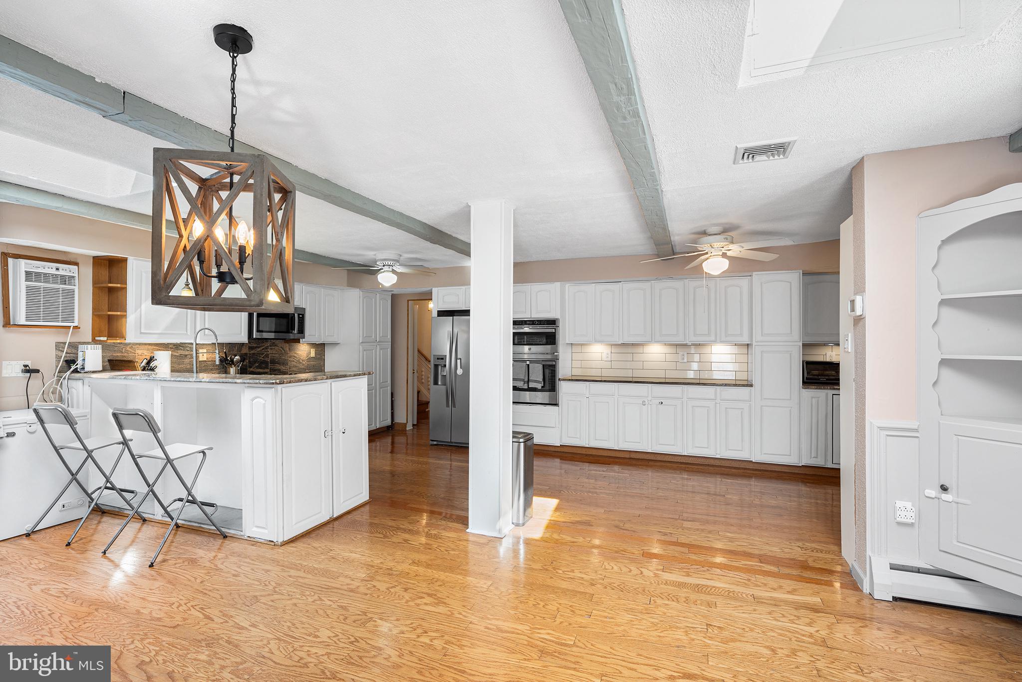 KING OF PRUSSIA - Residential