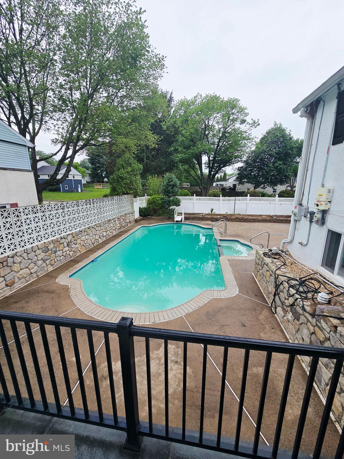 KING OF PRUSSIA - Residential