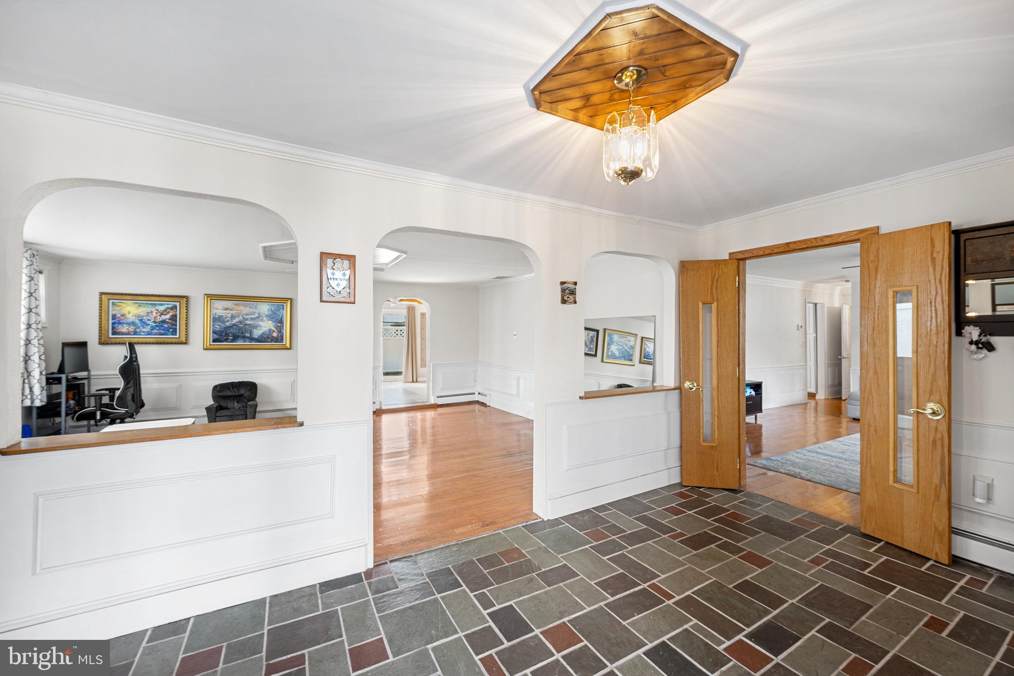 KING OF PRUSSIA - Residential