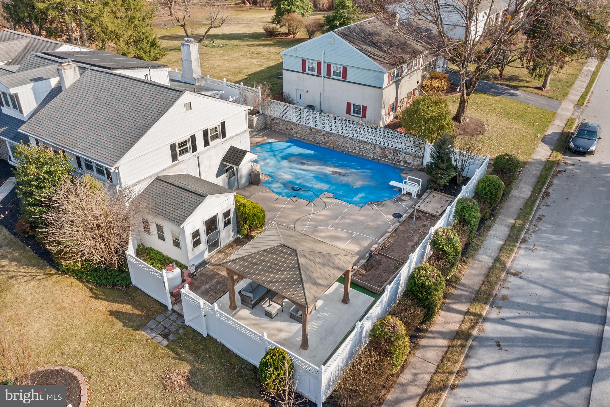 481 CROSSFIELD ROAD