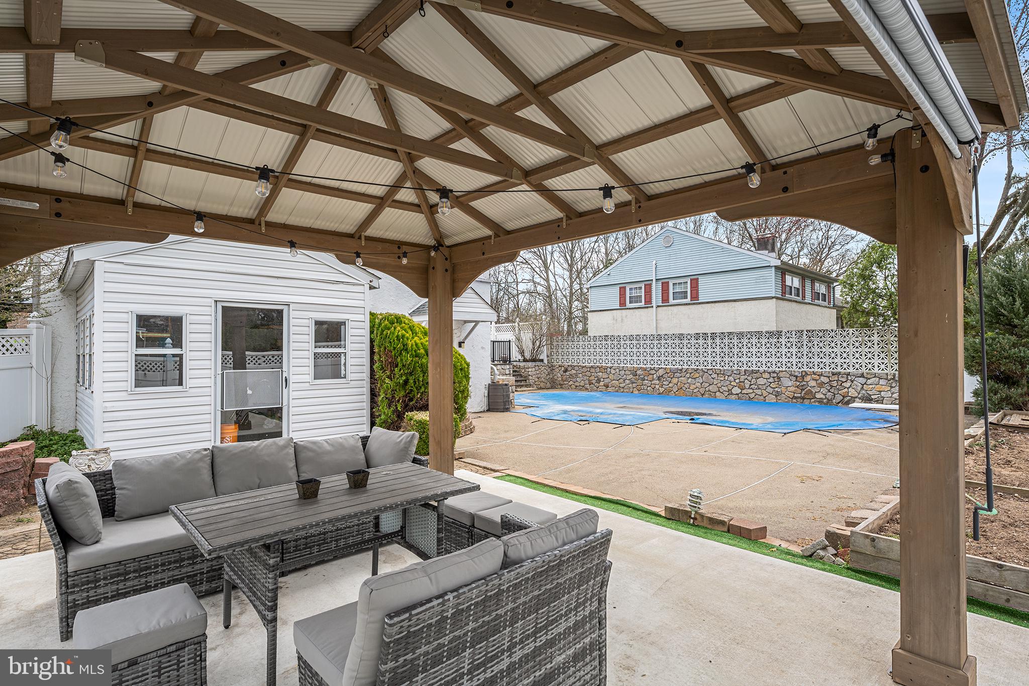 KING OF PRUSSIA - Residential