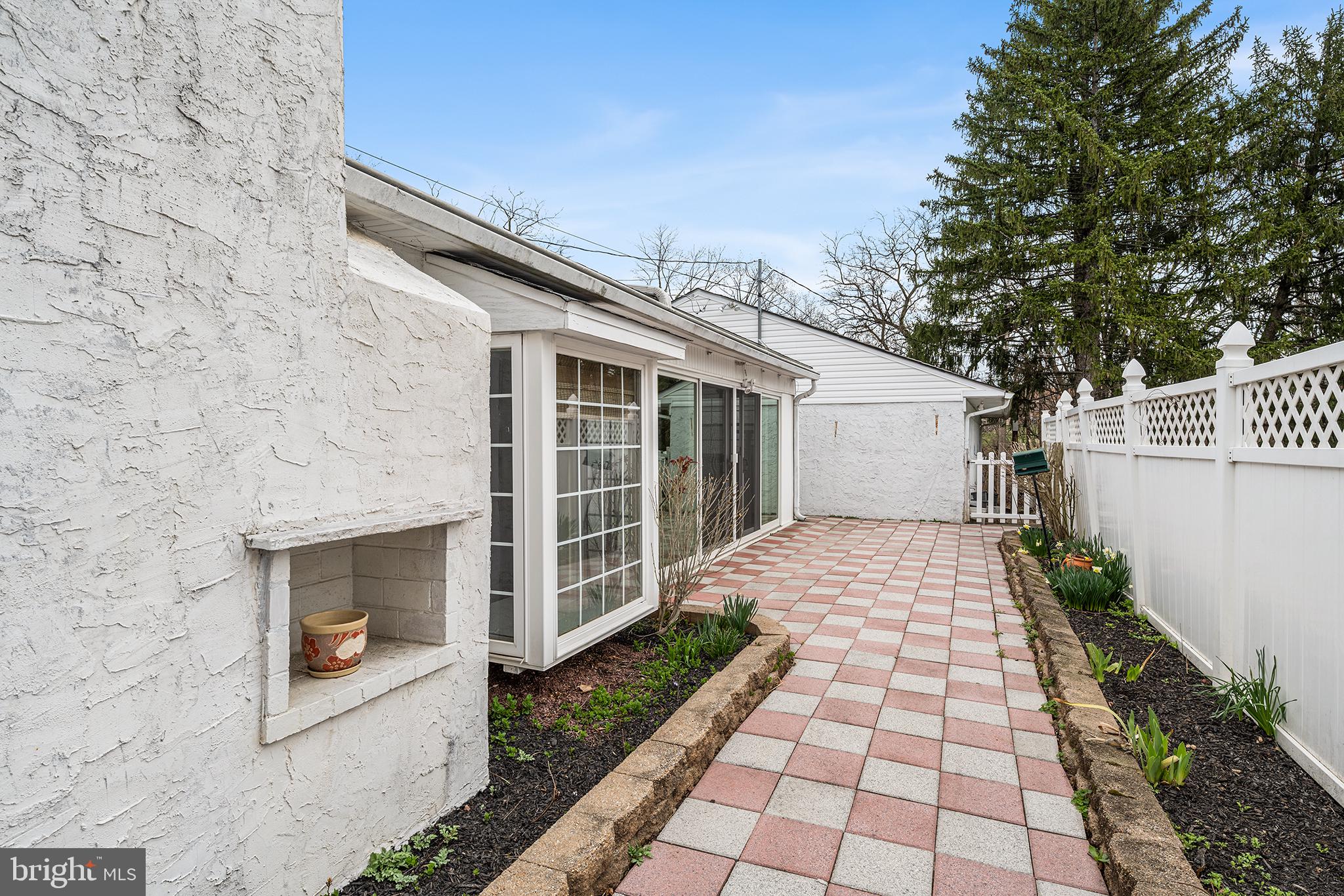 KING OF PRUSSIA - Residential