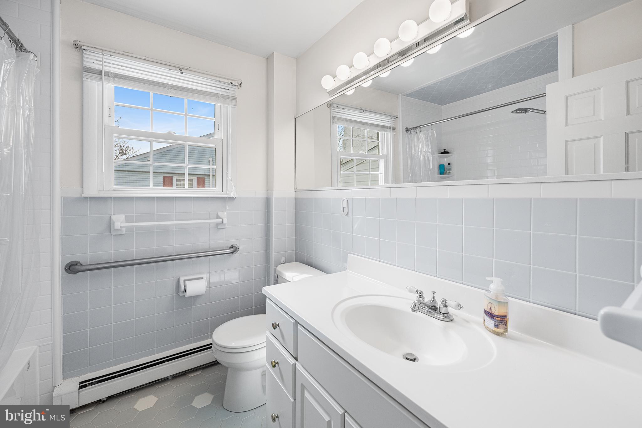 KING OF PRUSSIA - Residential