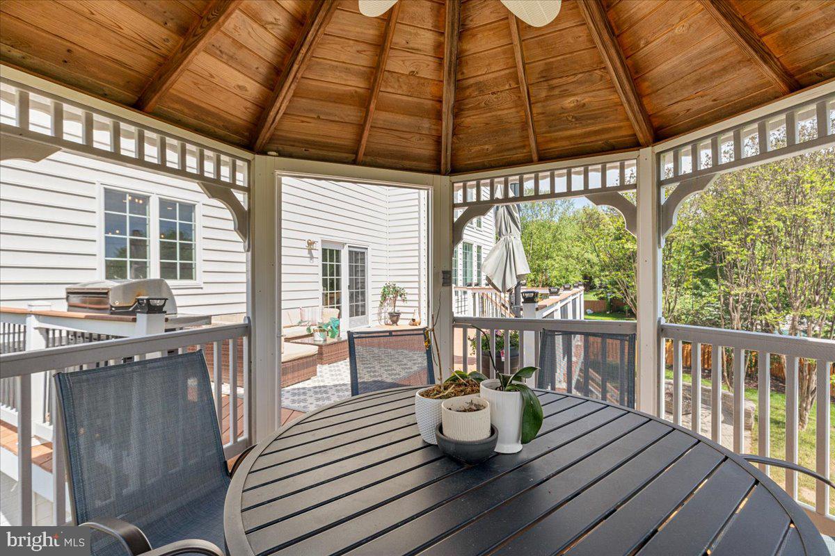 DOMINION VALLEY COUNTRY CLUB - Residential