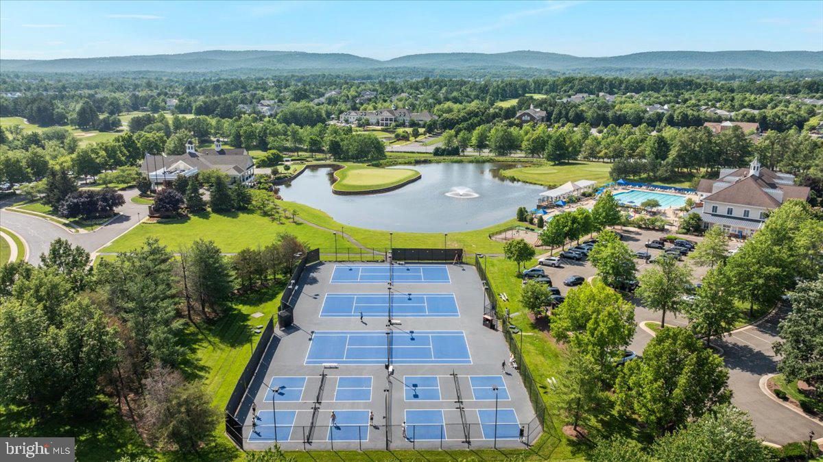 DOMINION VALLEY COUNTRY CLUB - Residential