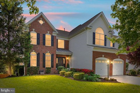 Photo of 15043 Gaines Mill Circle, HAYMARKET, VA 20169 (MLS # VAPW2116970)