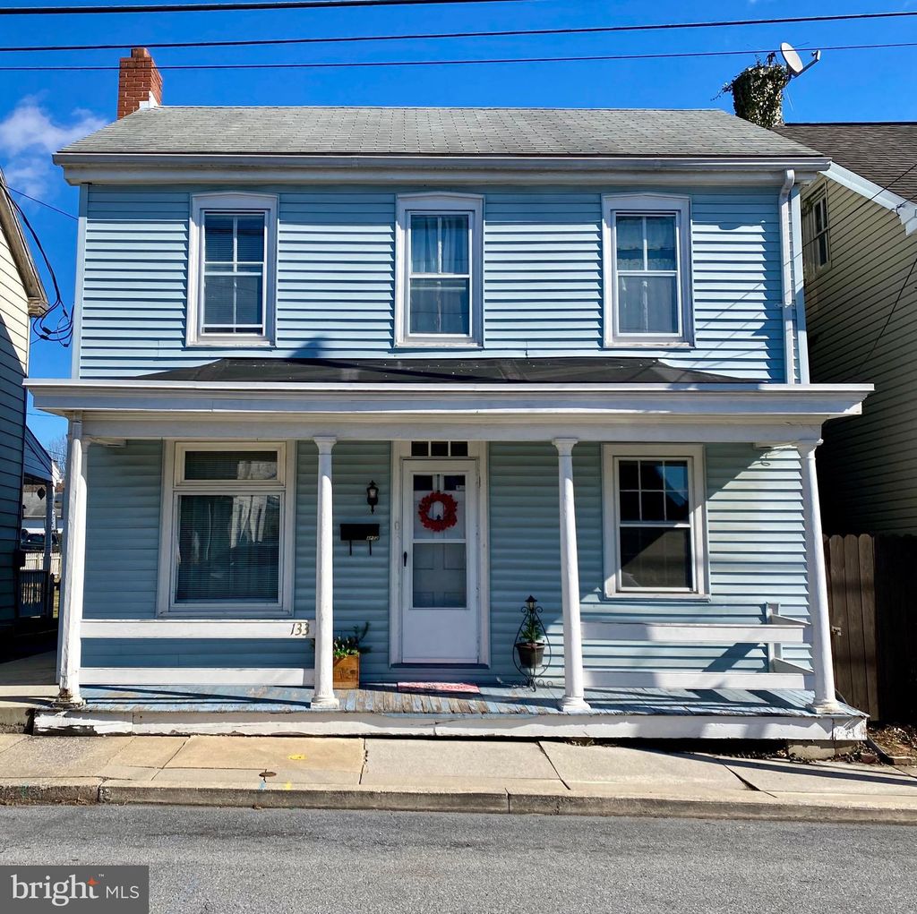 Photo of 133 N LIBERTY ST, LITITZ, PA 17543 (MLS # PALA2030140)