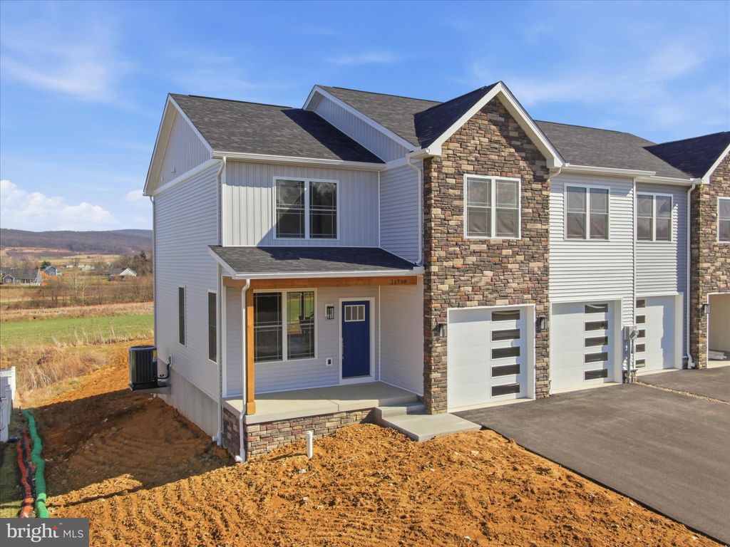 Photo of 11802 Mystic Rock Ln Ln S, WAYNESBORO, PA 17268 (MLS # PAFL2033400)