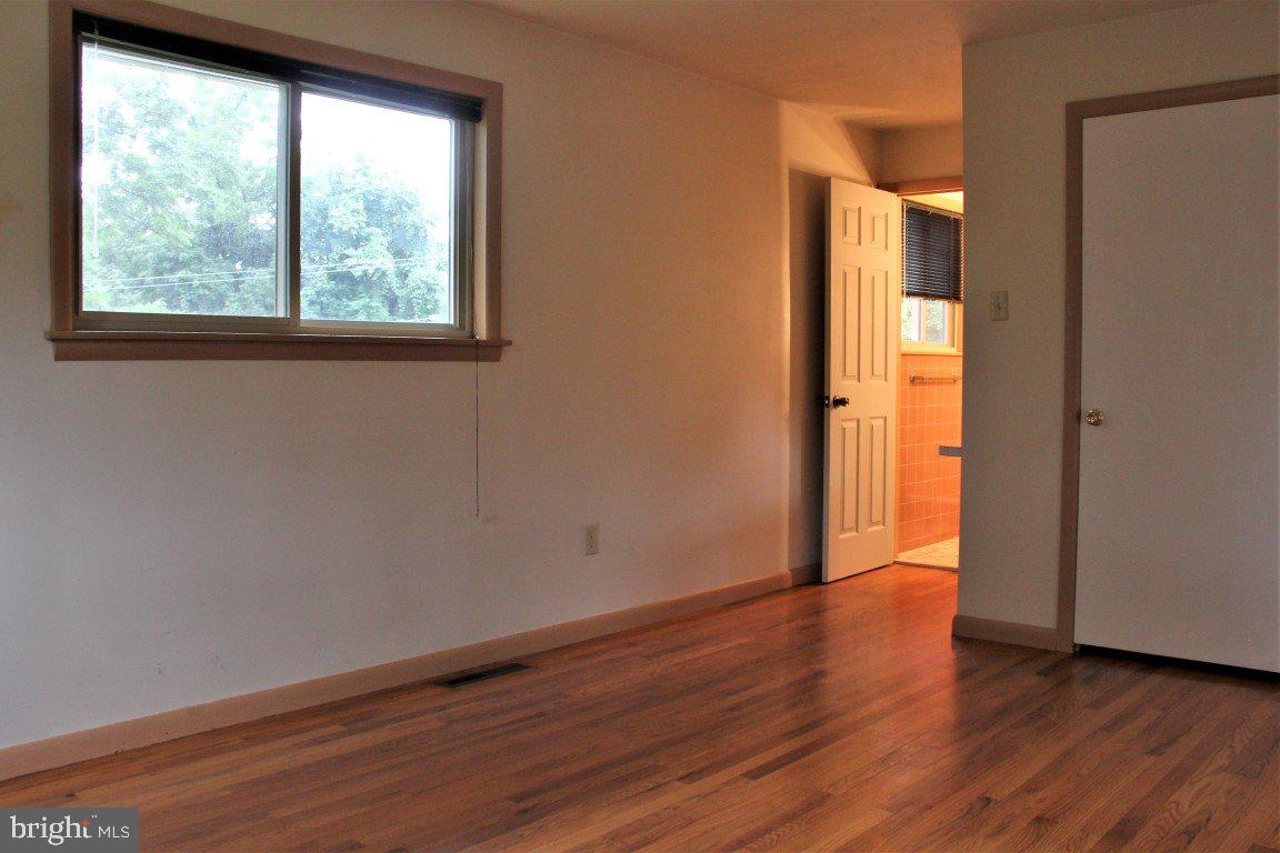 STRATHCONA-HILLCROFT - Residential