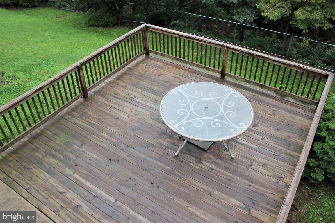 STRATHCONA-HILLCROFT - Residential