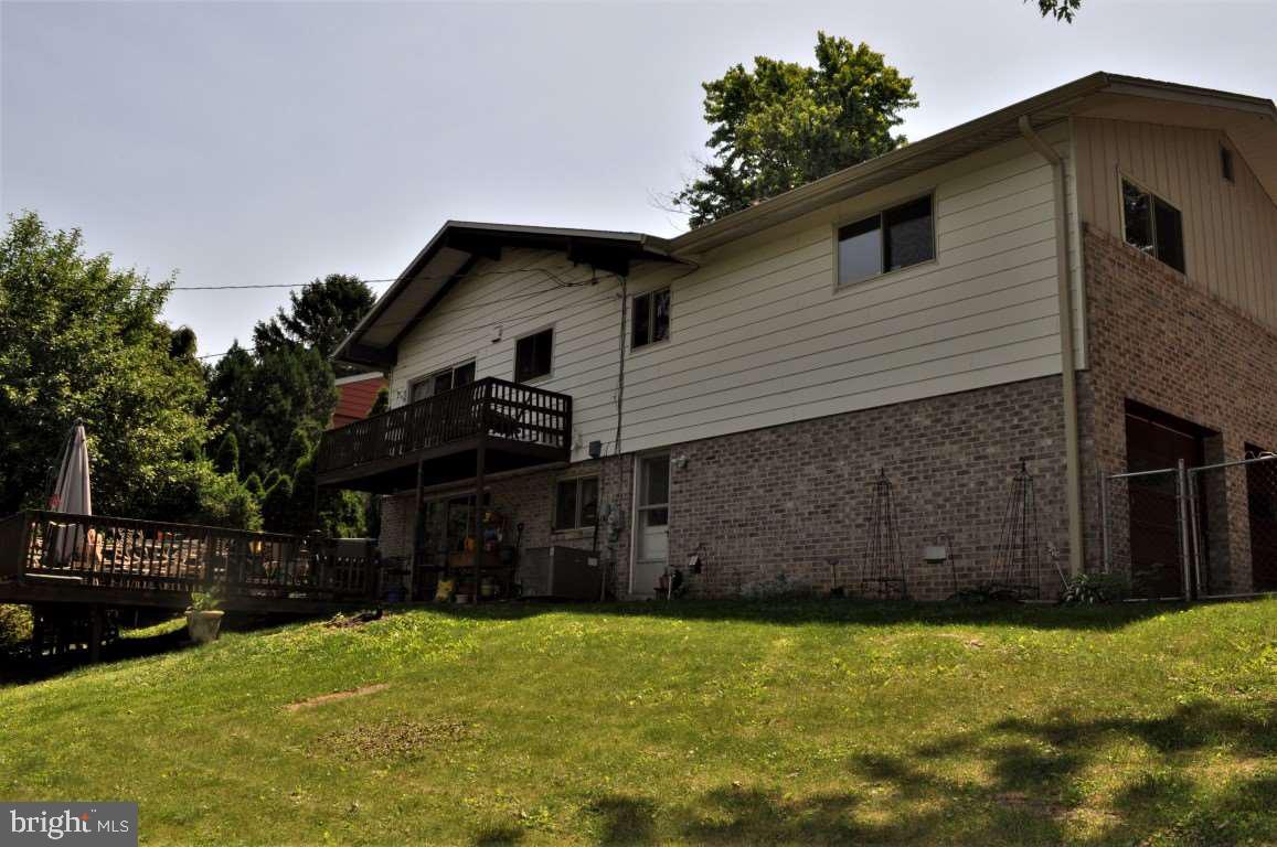 STRATHCONA-HILLCROFT - Residential