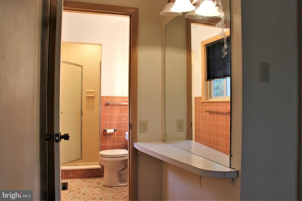 STRATHCONA-HILLCROFT - Residential
