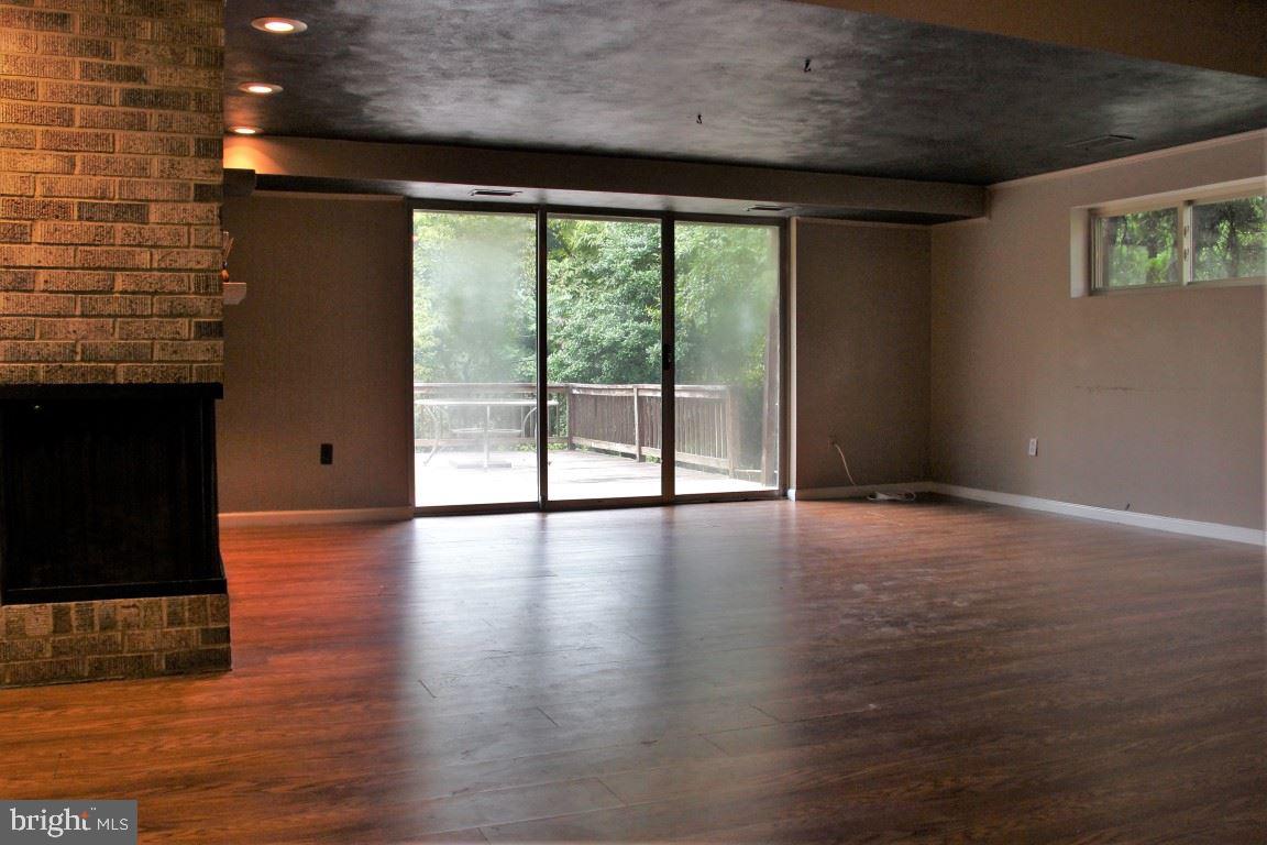 STRATHCONA-HILLCROFT - Residential