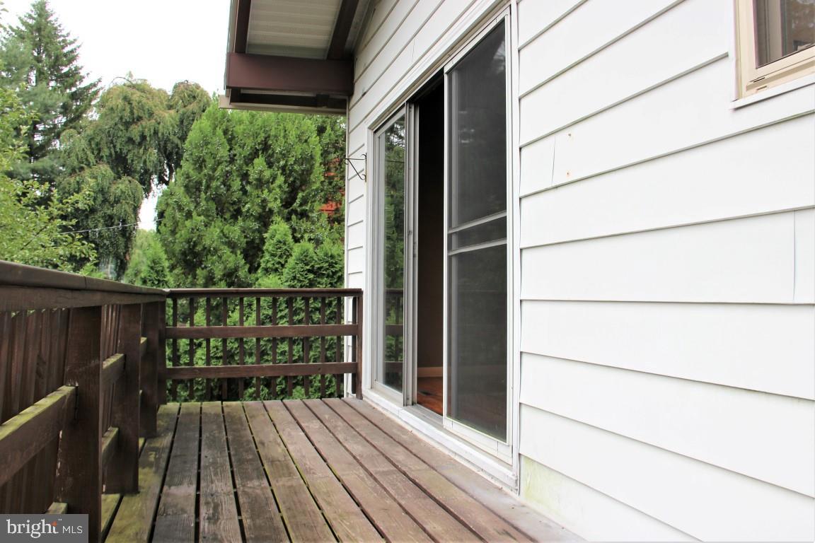STRATHCONA-HILLCROFT - Residential