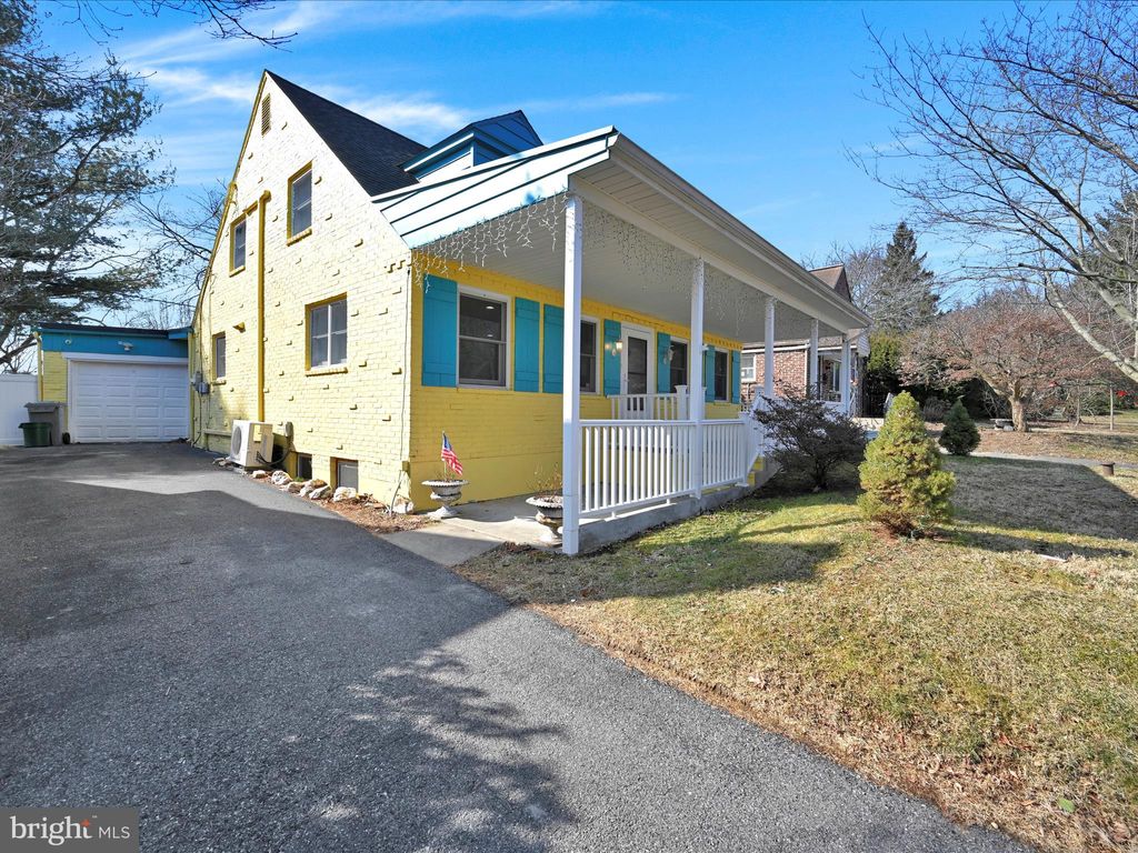 Photo of 1614 Ridgeview Avenue, LANCASTER, PA 17603 (MLS # PALA2064796)