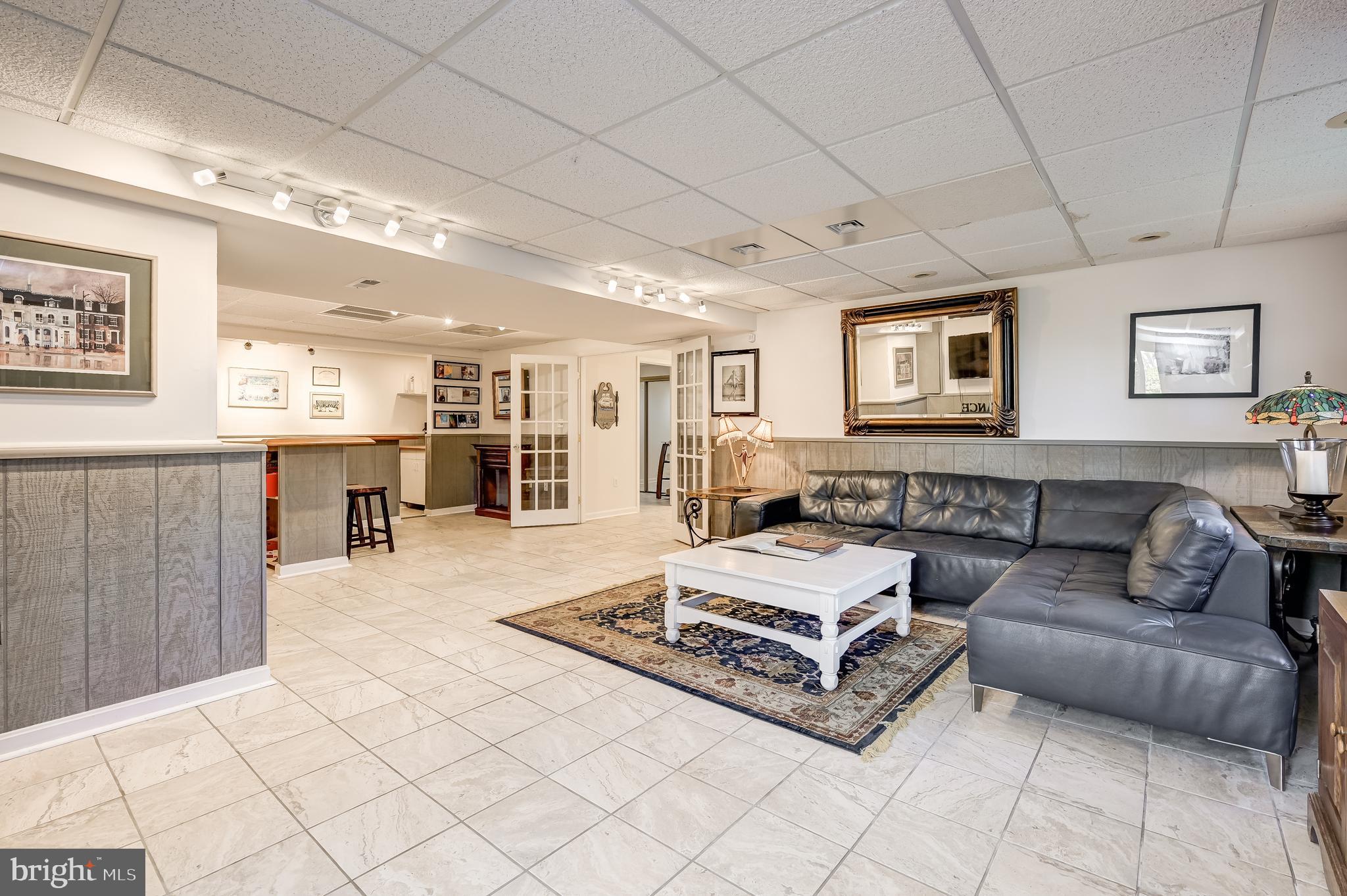 BEVERLEY BEACH - Residential