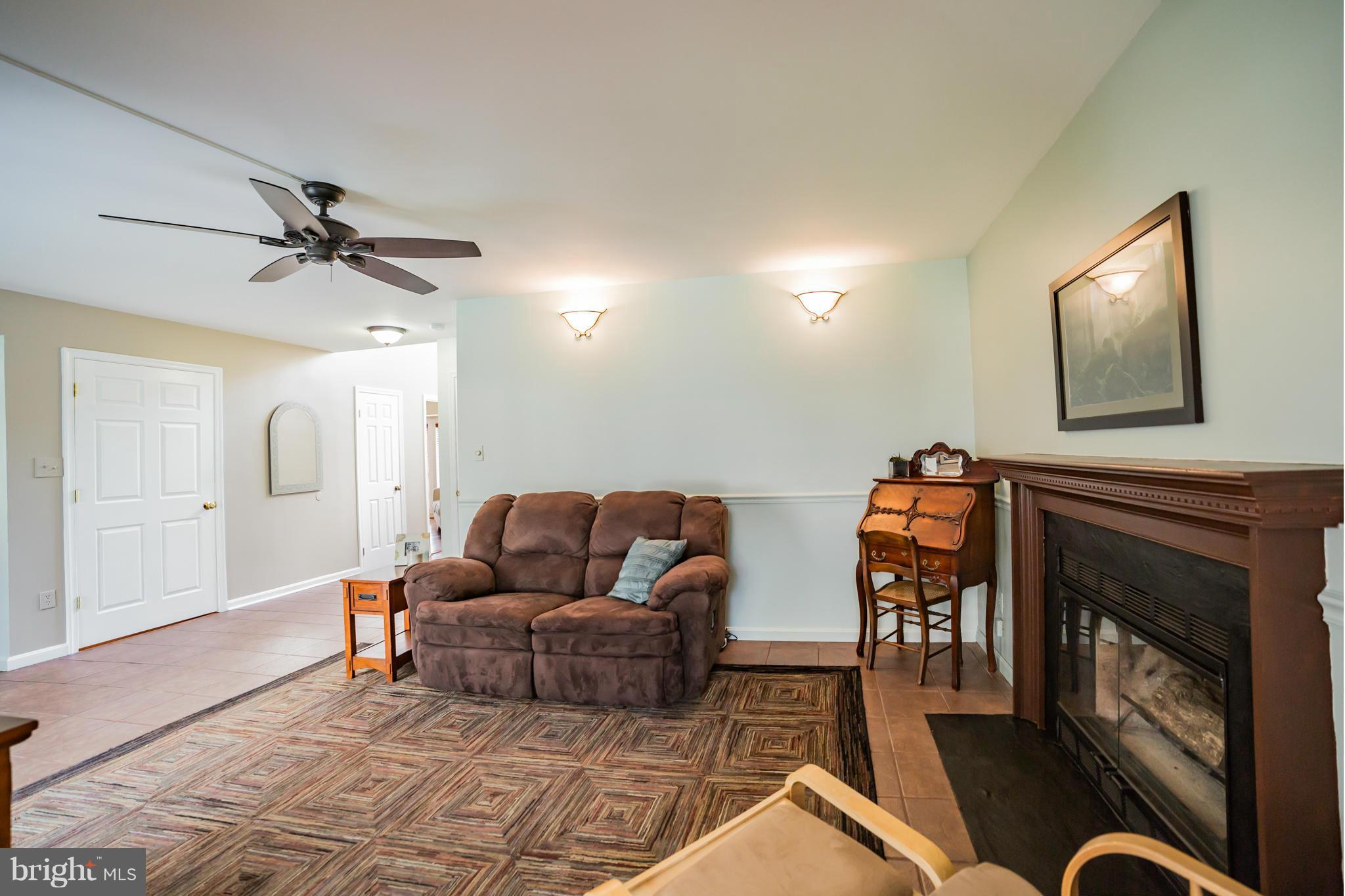 CRESTBROOK - Residential