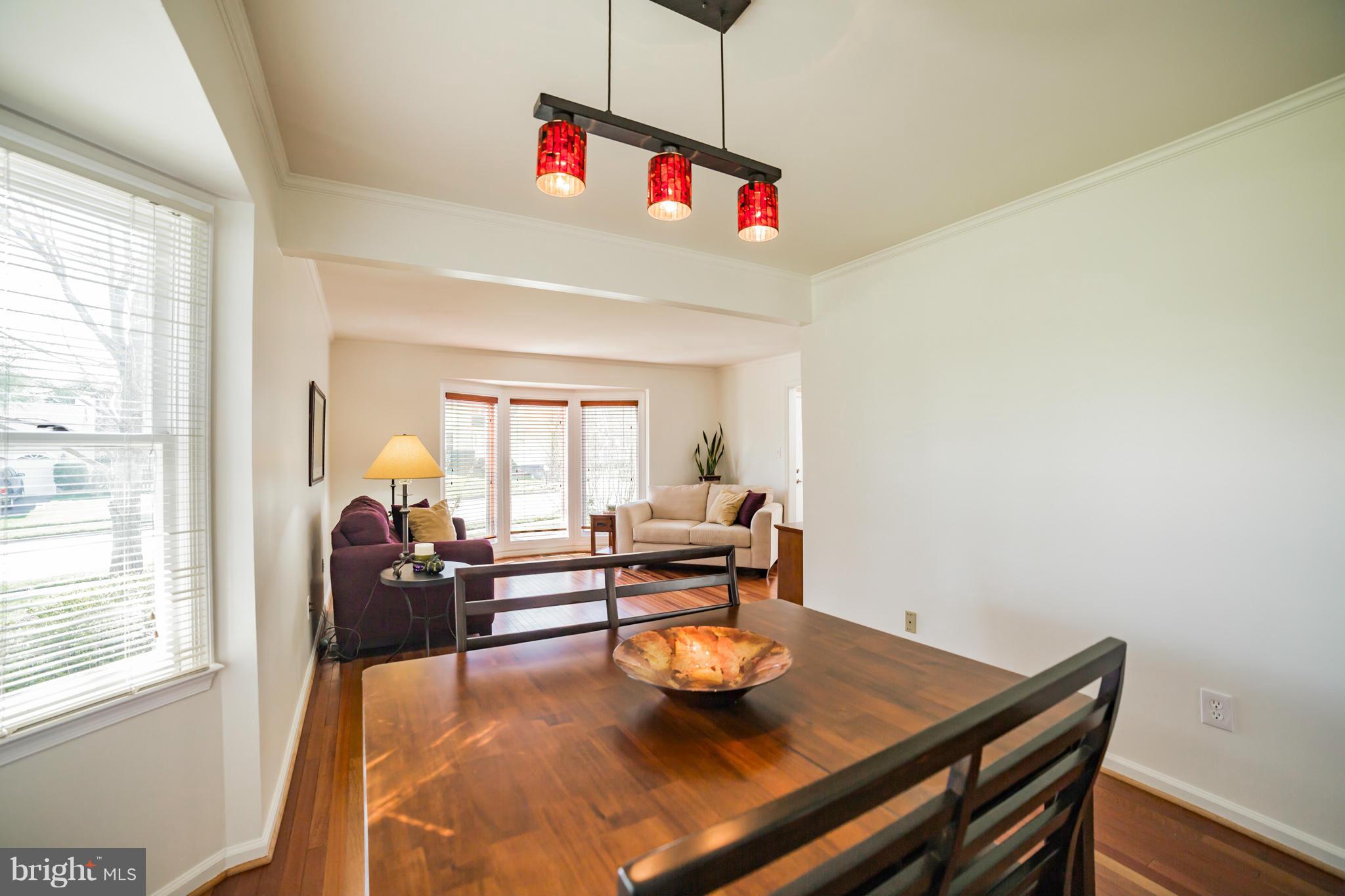 CRESTBROOK - Residential