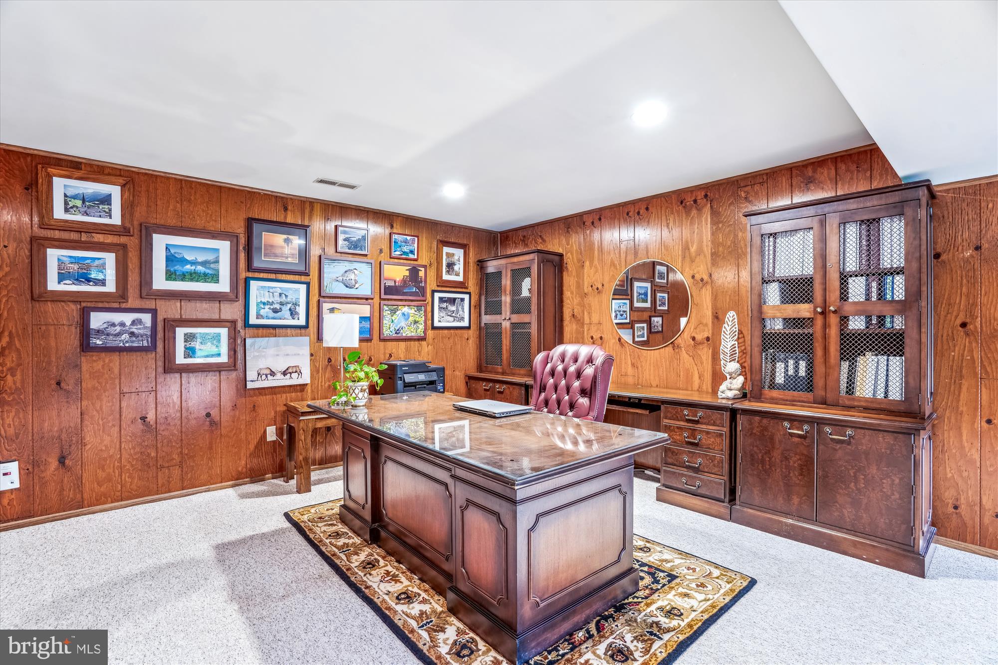 MACGILLS COMMON - Residential