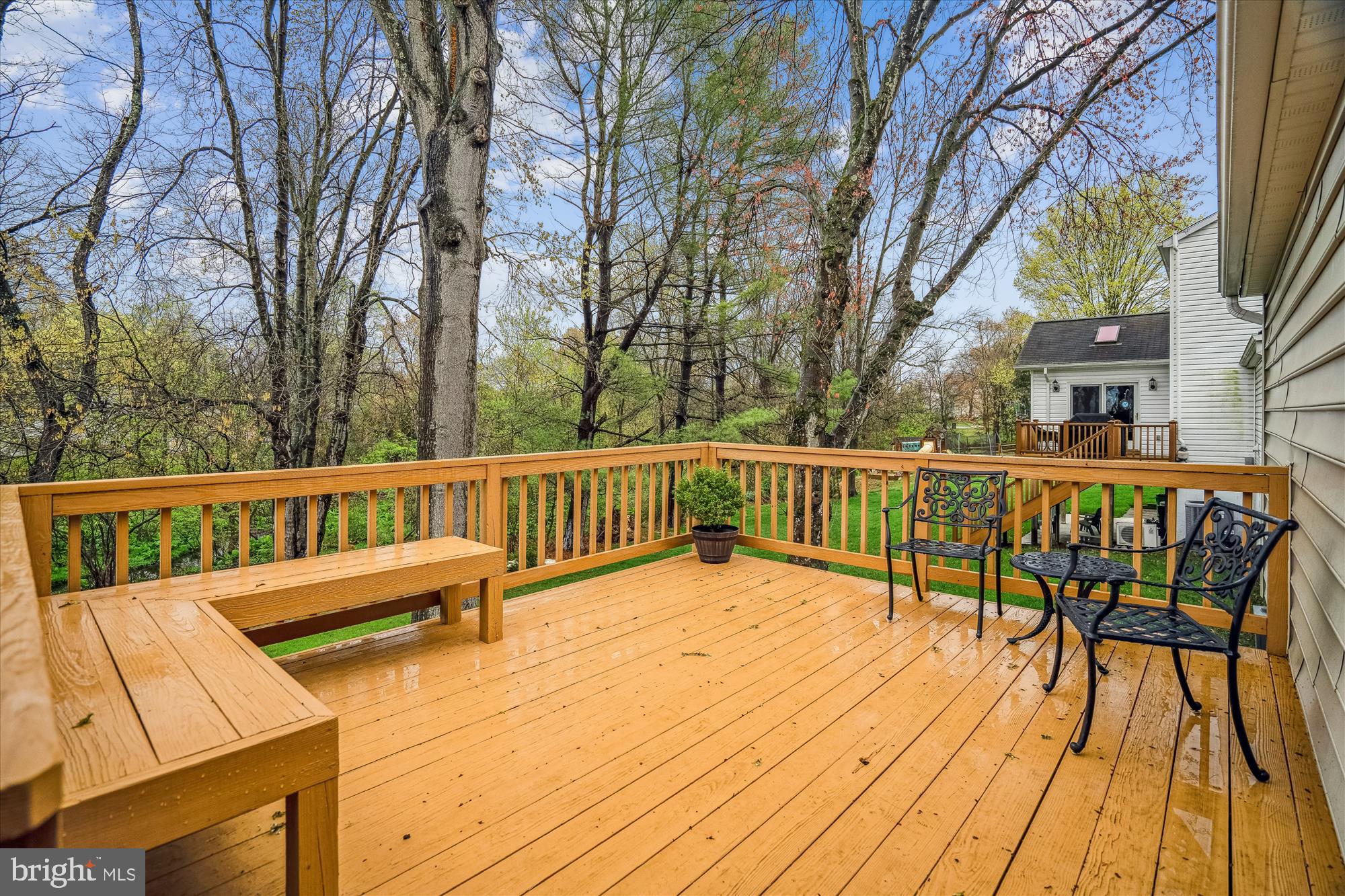 MACGILLS COMMON - Residential