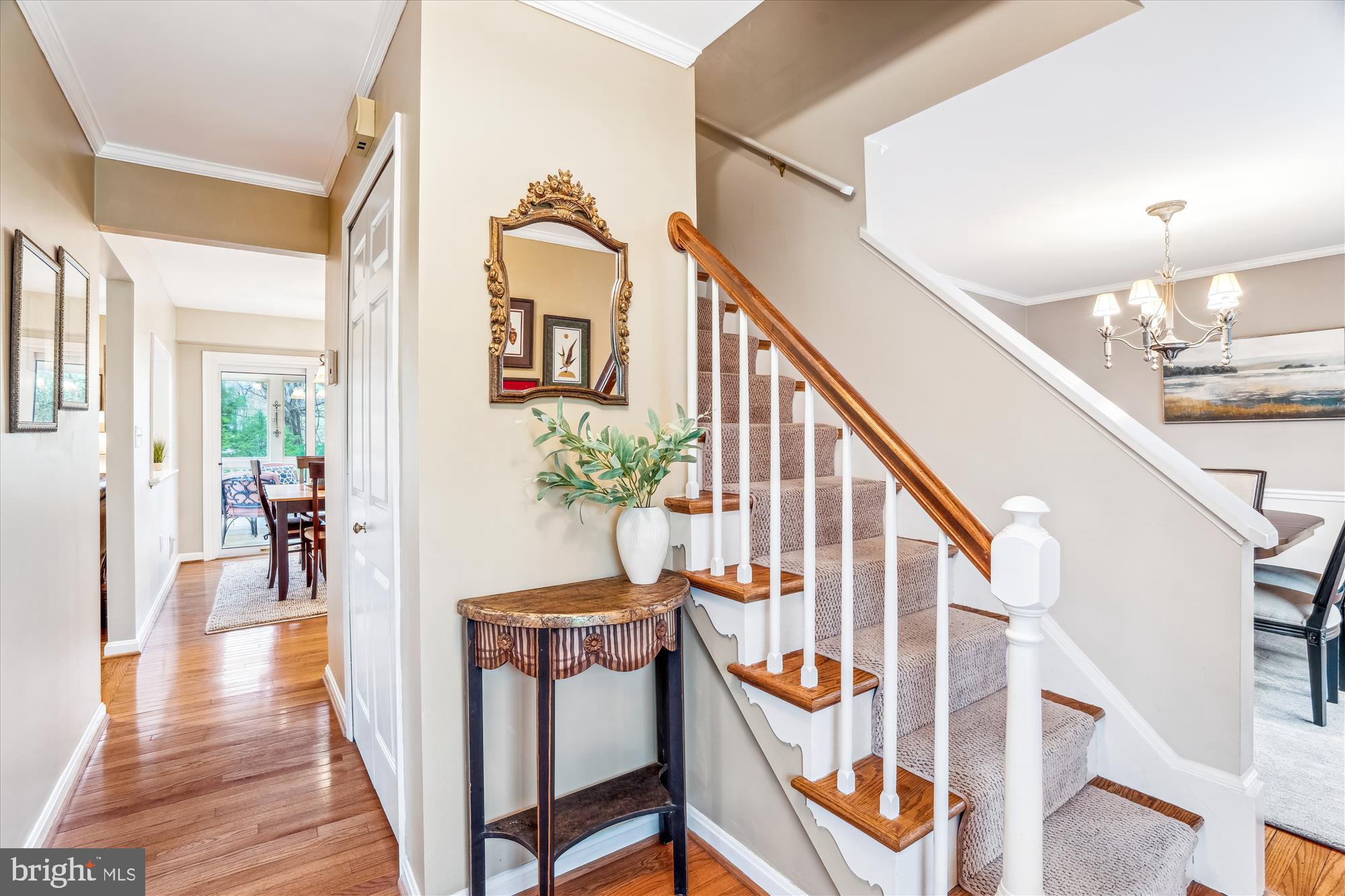 MACGILLS COMMON - Residential