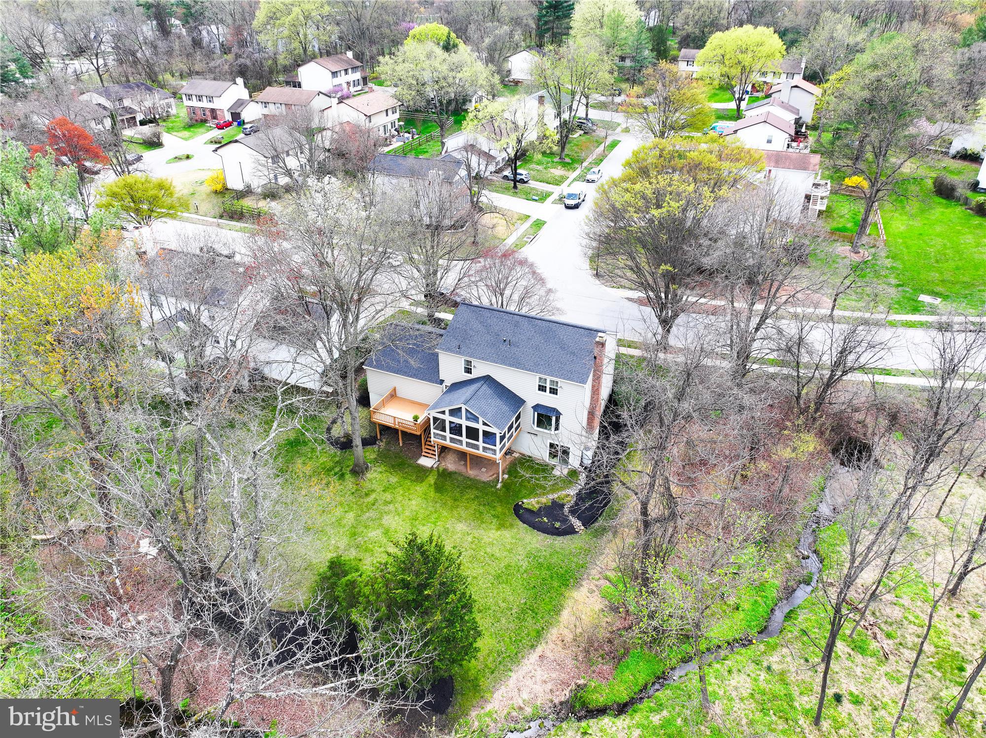 MACGILLS COMMON - Residential