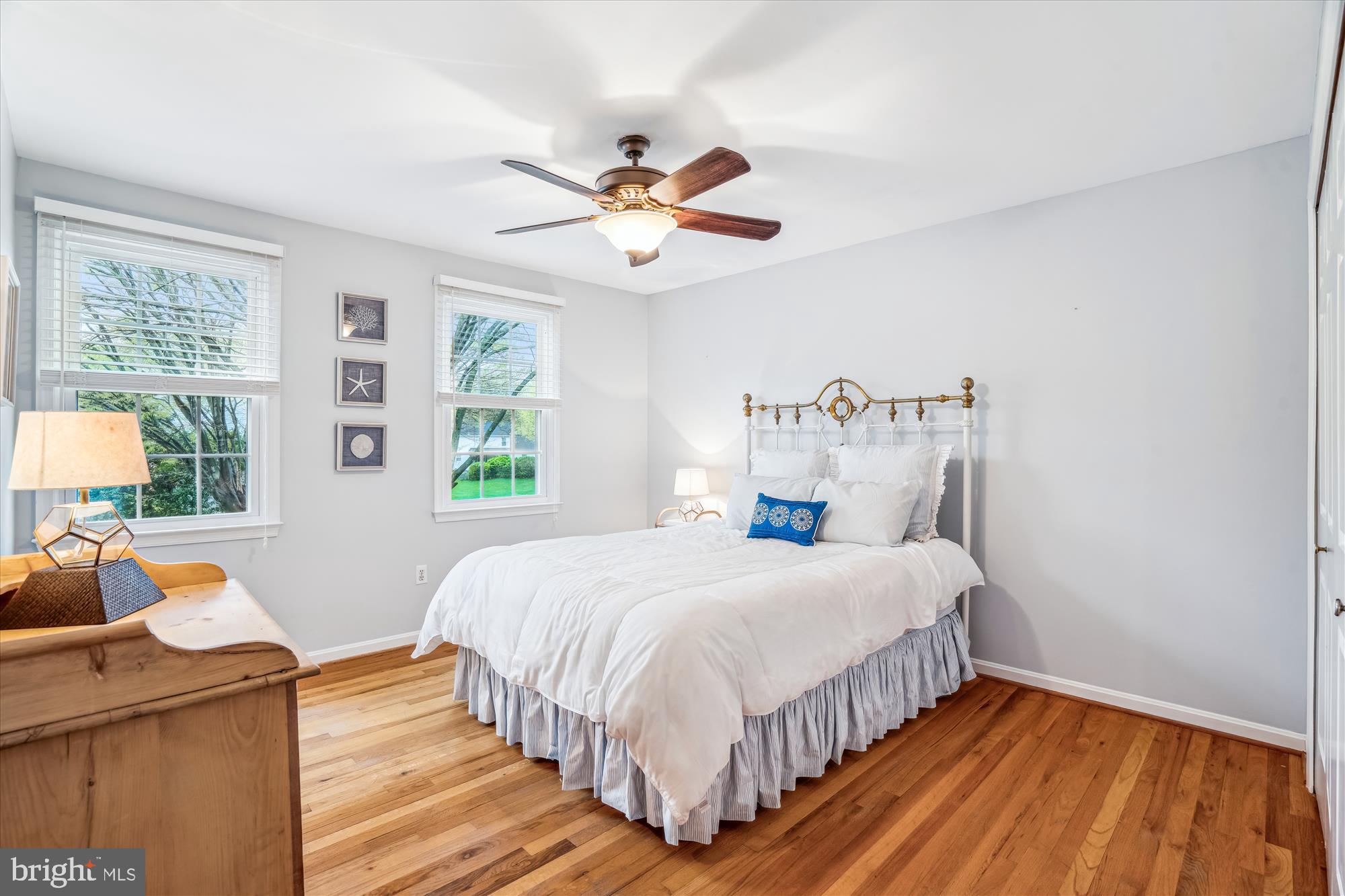 MACGILLS COMMON - Residential